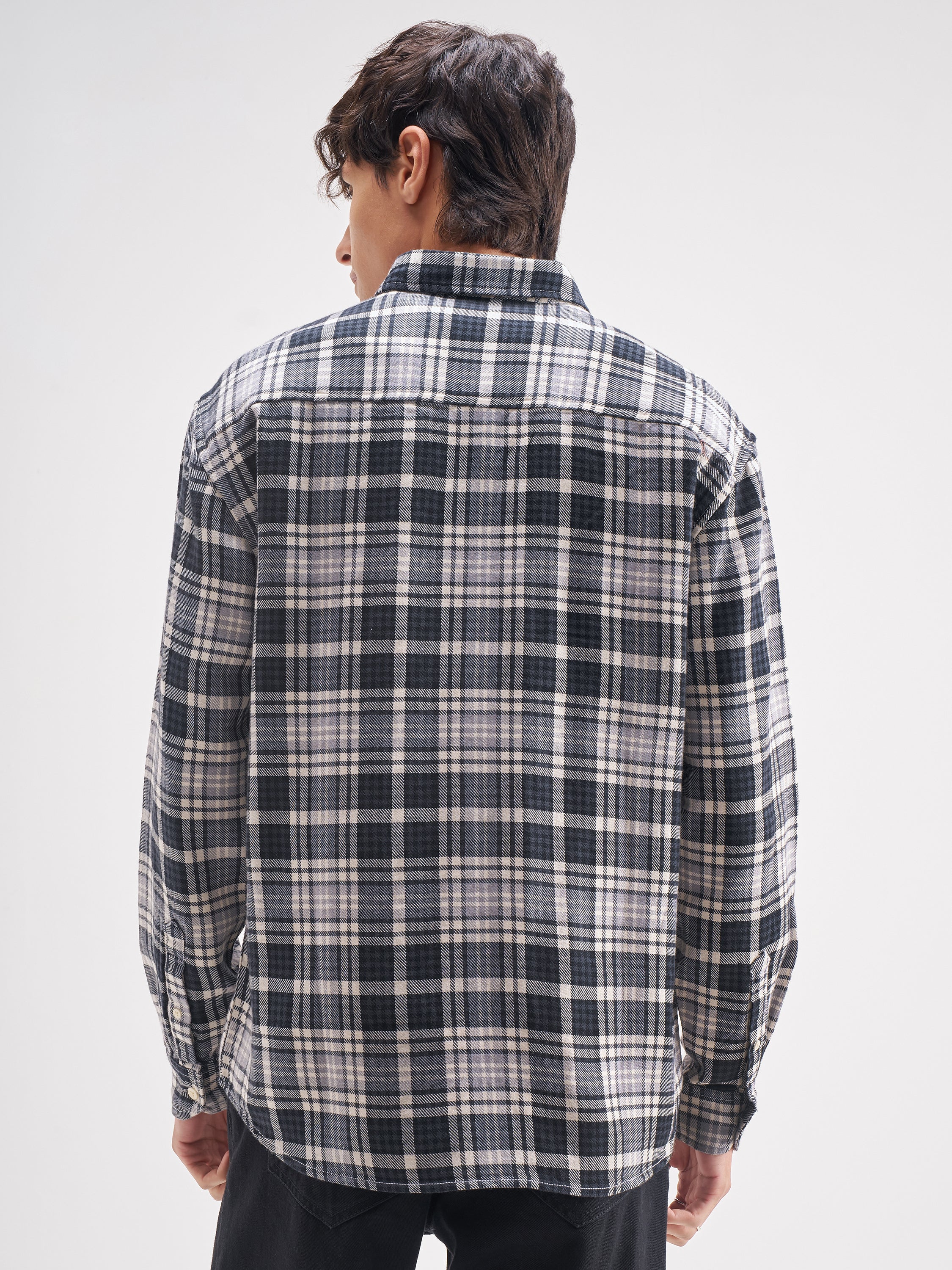 Highlander Men Charcoal Checked Regular Fit Casual Shirt - Charcoal - Image 3
