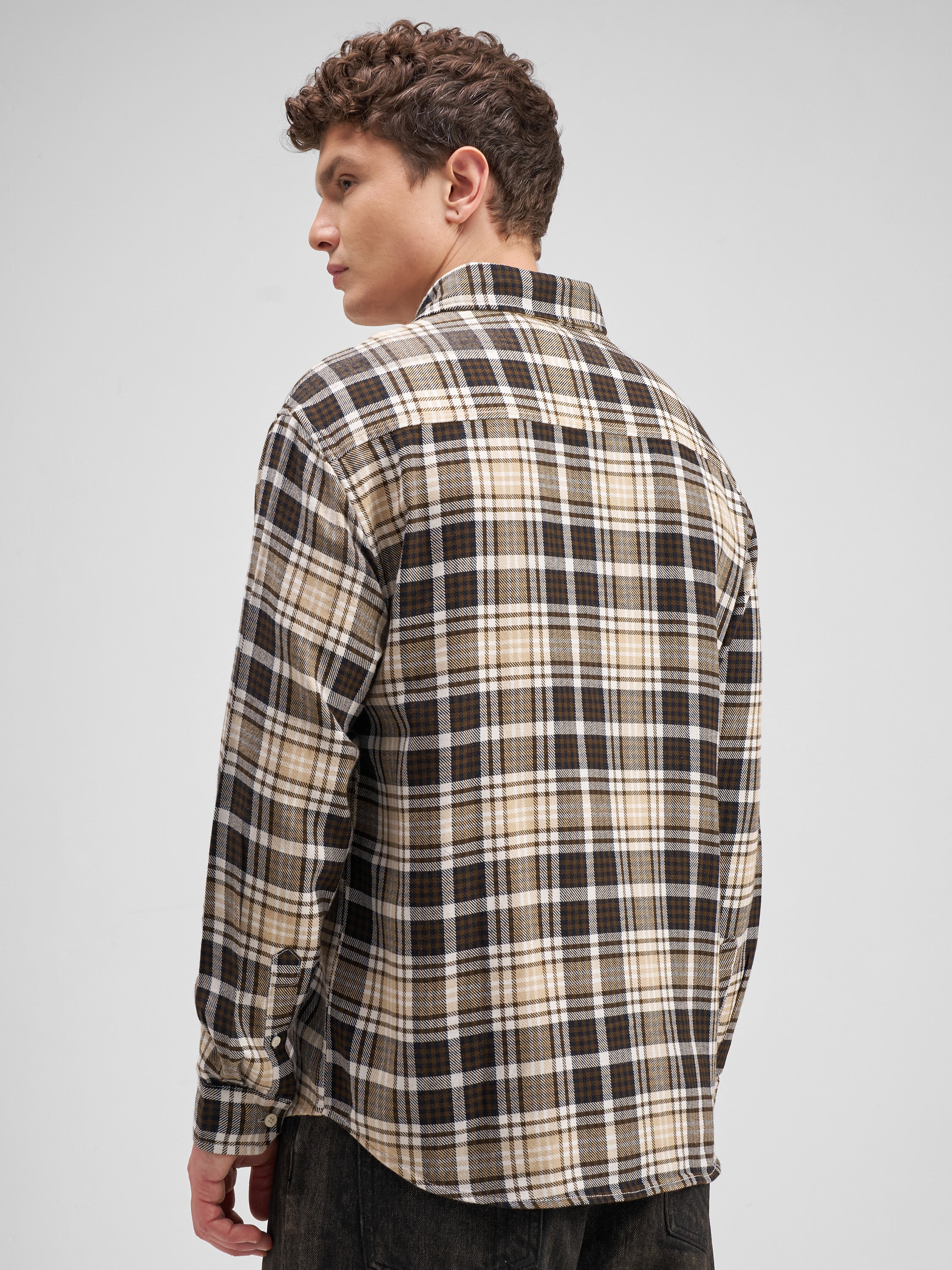 Highlander Men Brown Checked Relaxed Fit Casual Shirt - Brown - Image 3