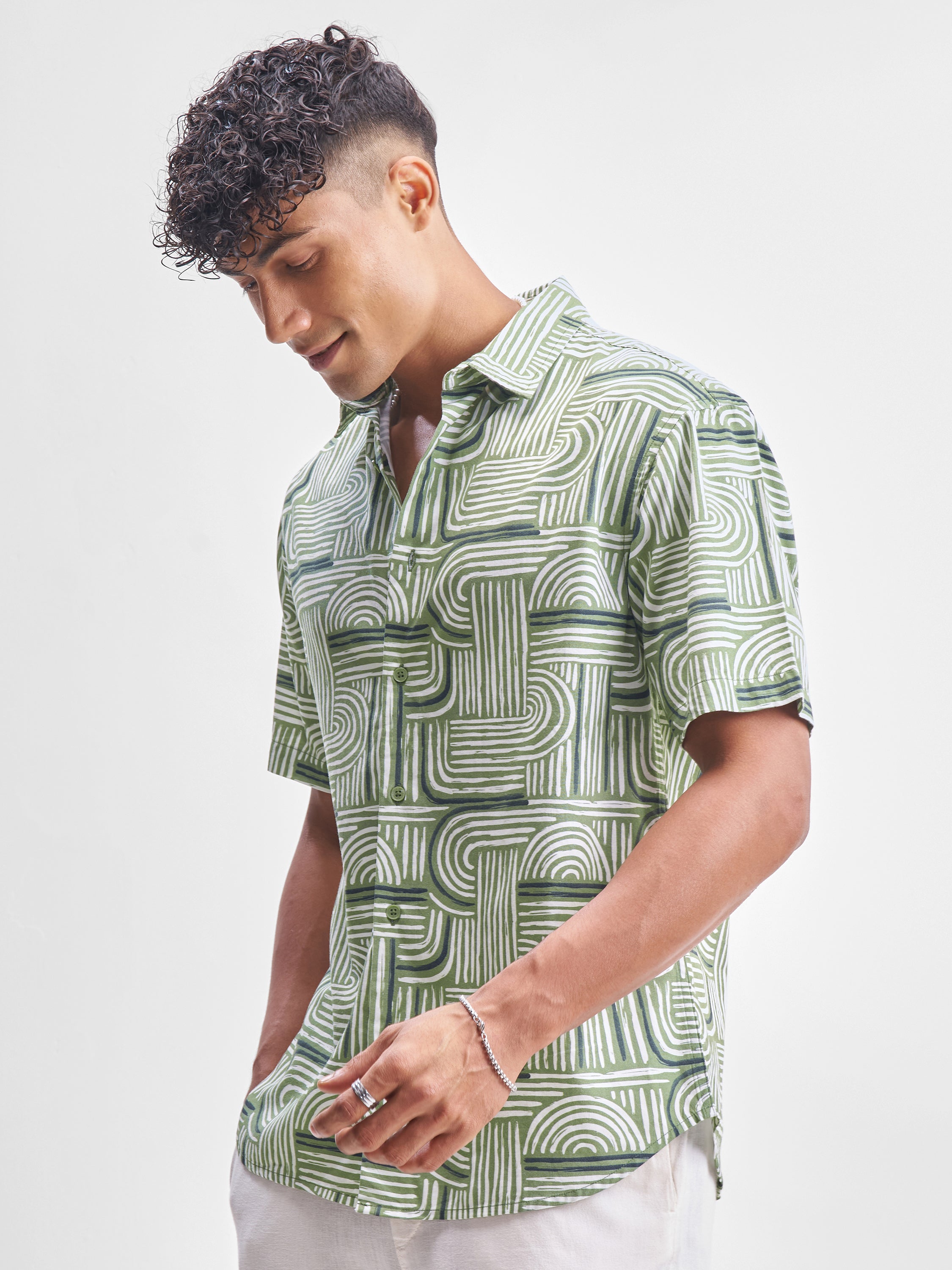 Highlander Men Olive Printed Relaxed Fit Casual Shirt - Olive - Image 4