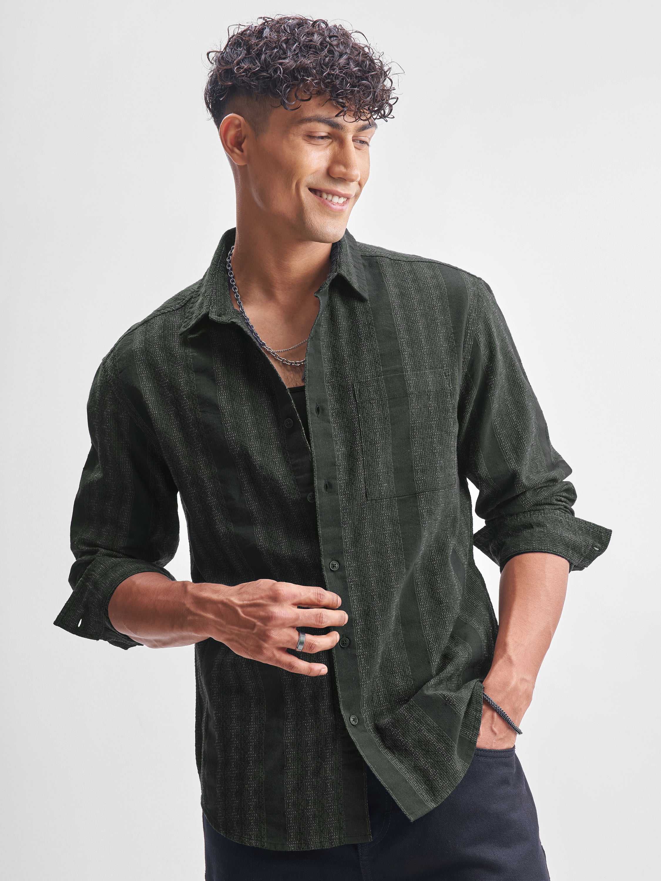 Highlander Men Green Self Design Relaxed Fit Casual Shirt - Green - Image 1