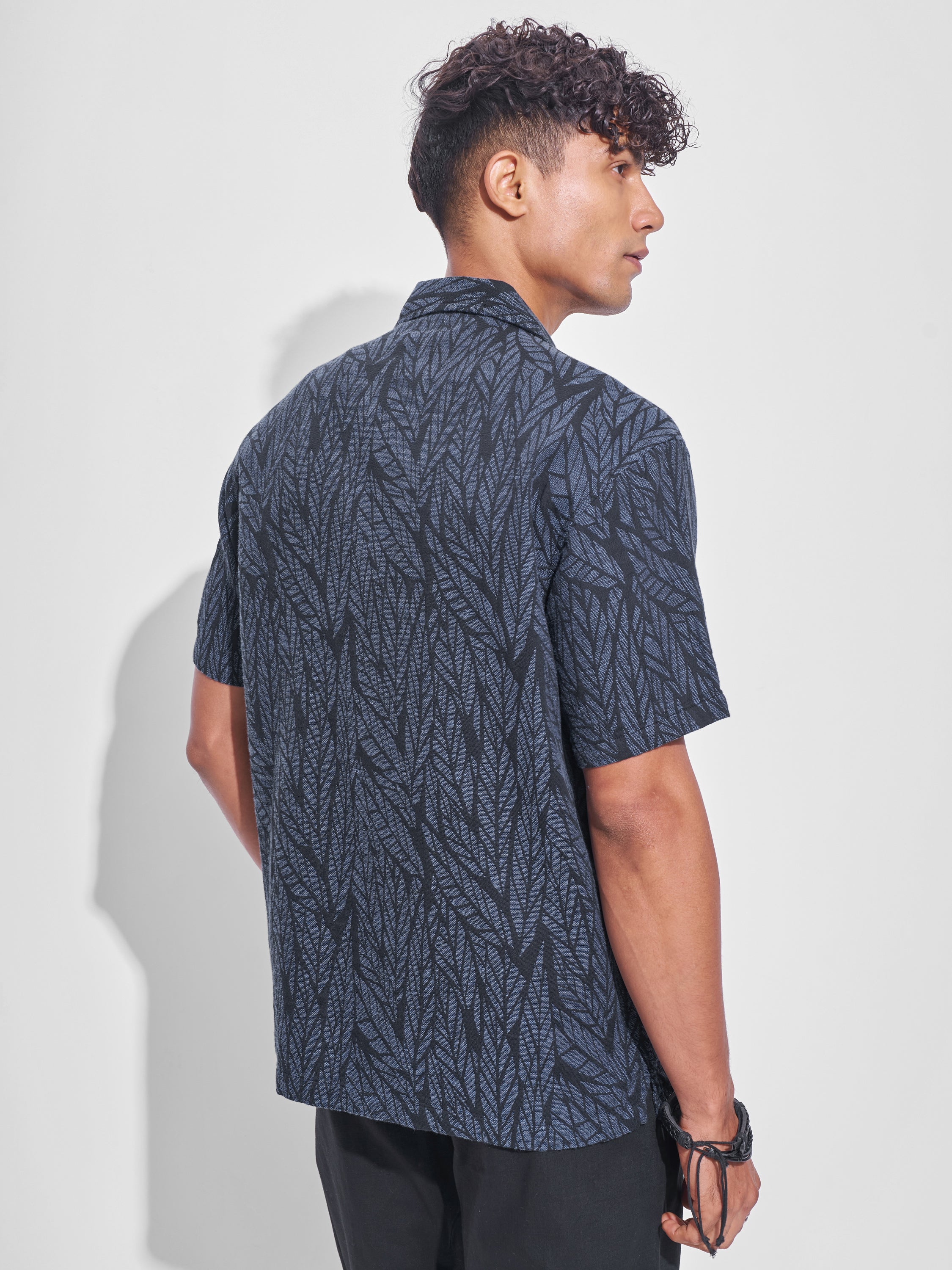 Highlander Men Navy Blue Printed Relaxed Fit Casual Shirt - Navy Blue - Image 3