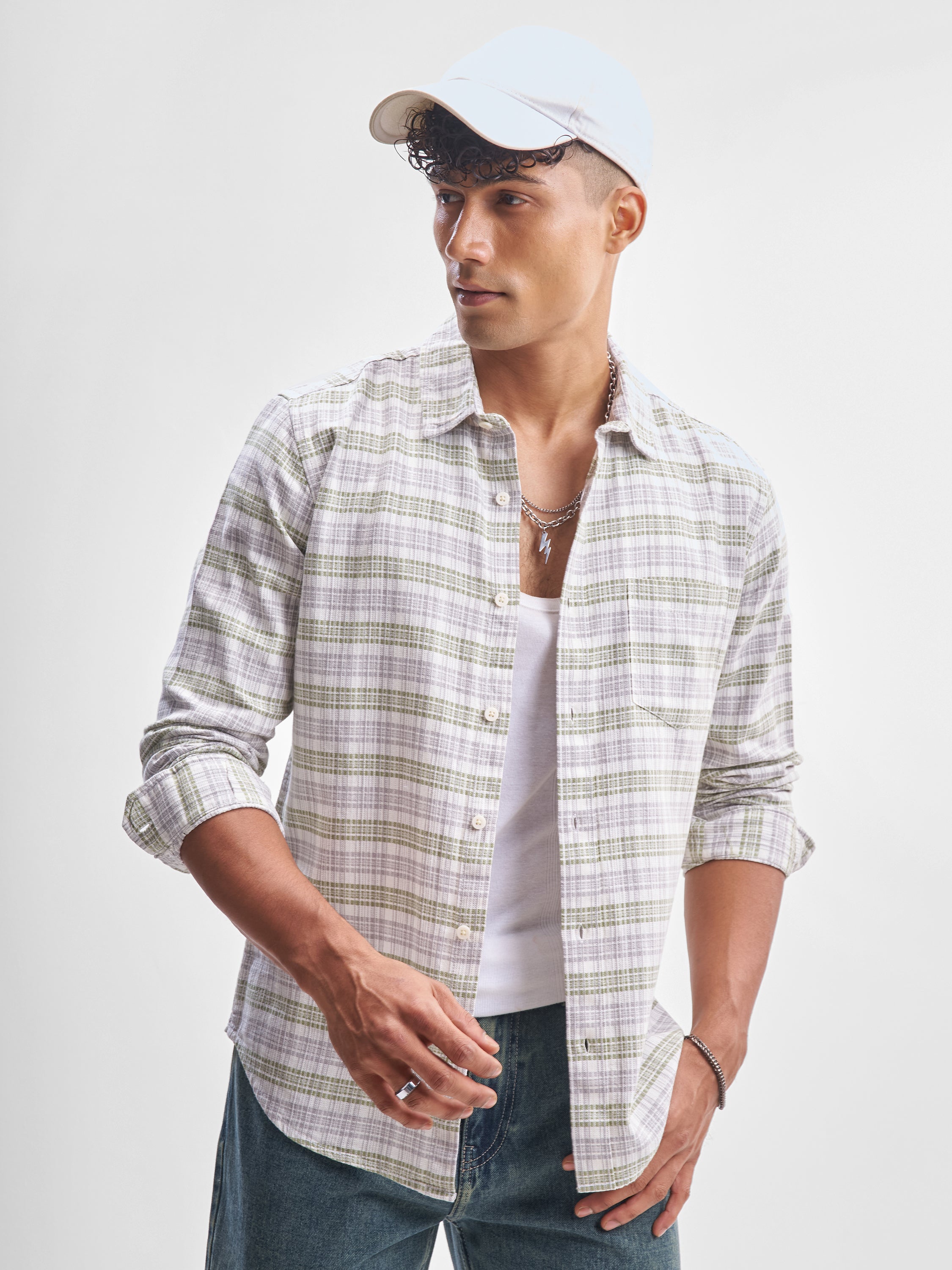 Highlander Men Green Checked Slim Fit Casual Shirt - Green - Image 1
