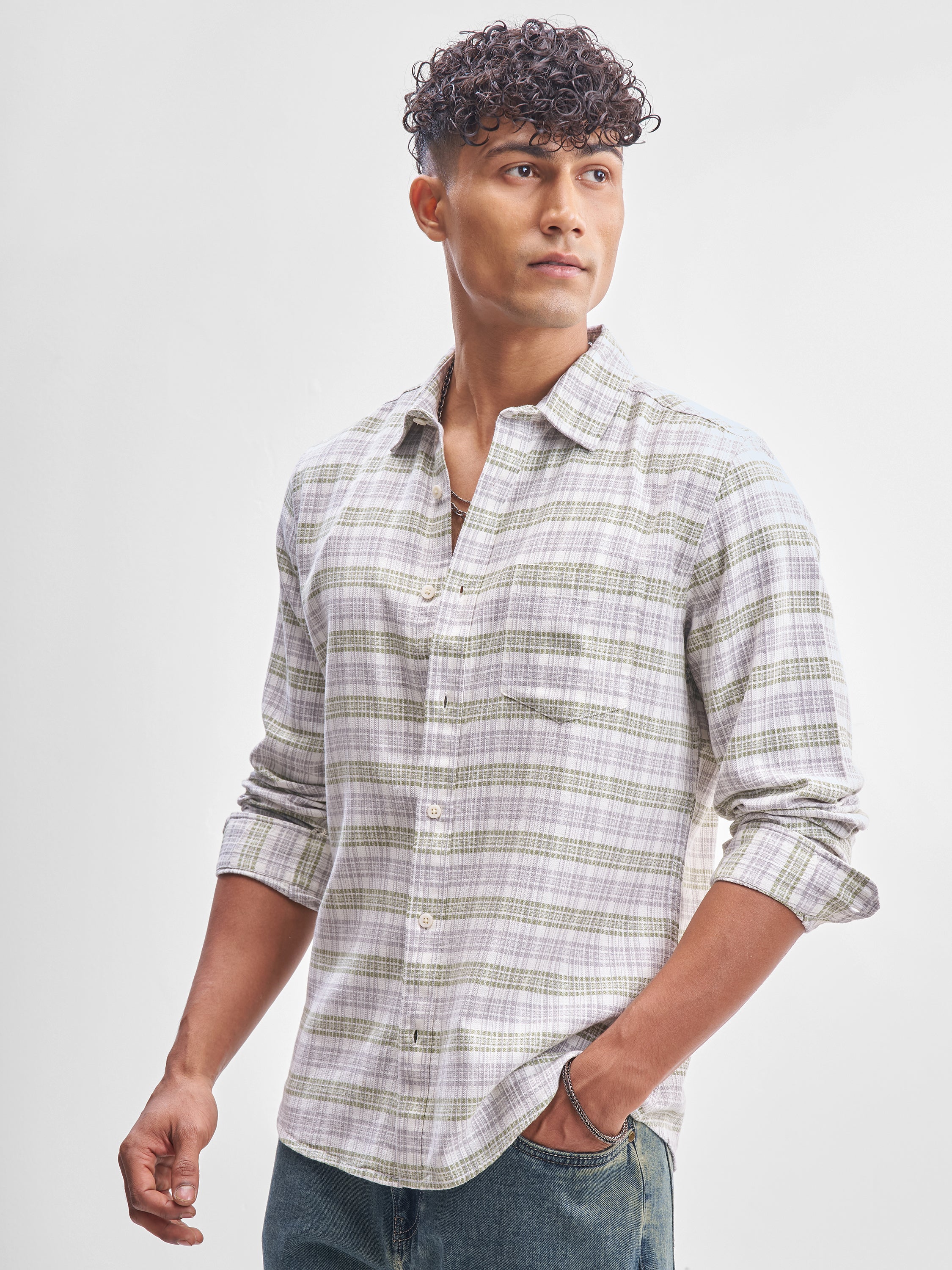 Highlander Men Green Checked Slim Fit Casual Shirt - Green - Image 4