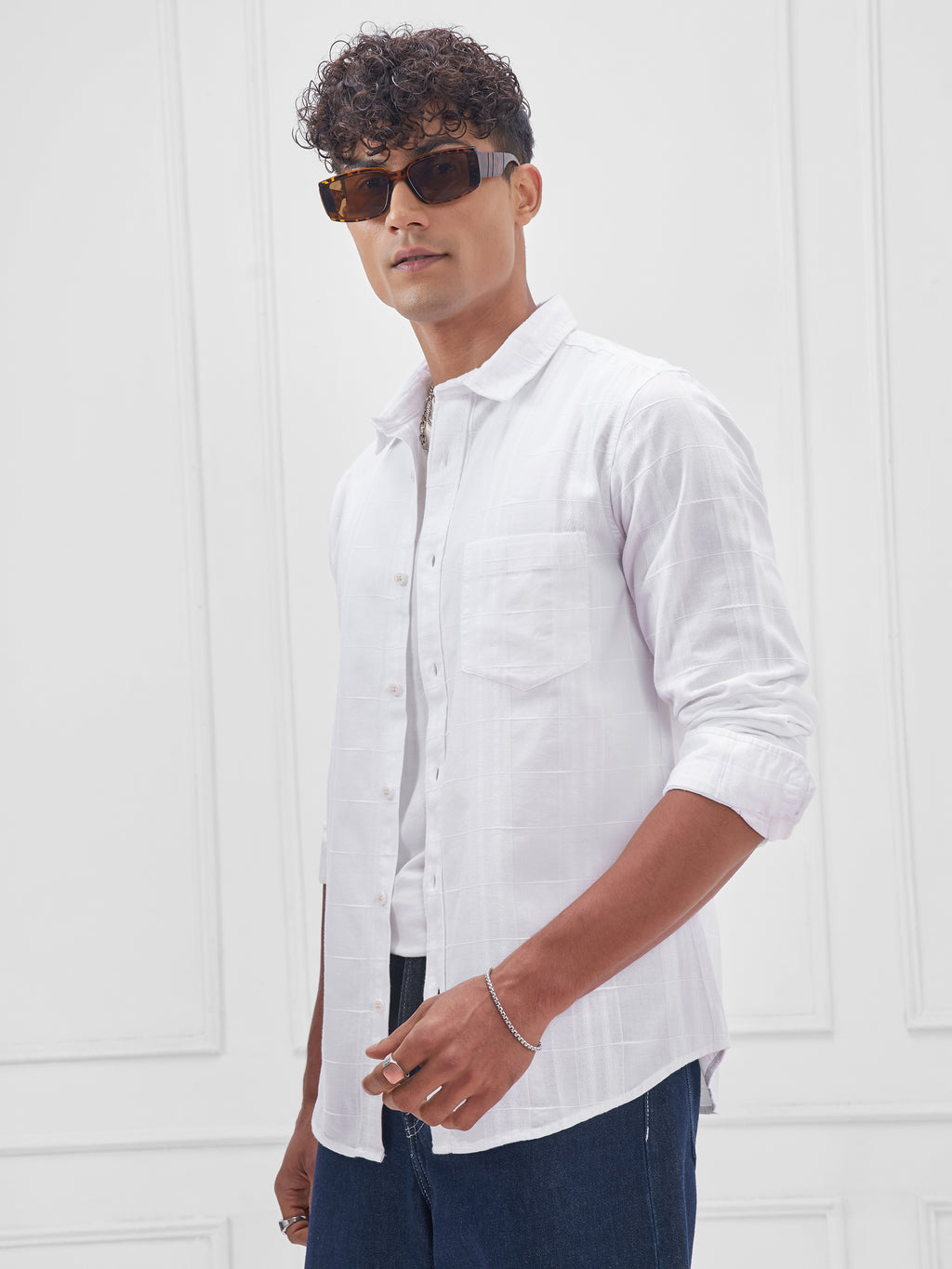 Highlander Men White Solid Slim Fit Casual Shirt - White - Image 4