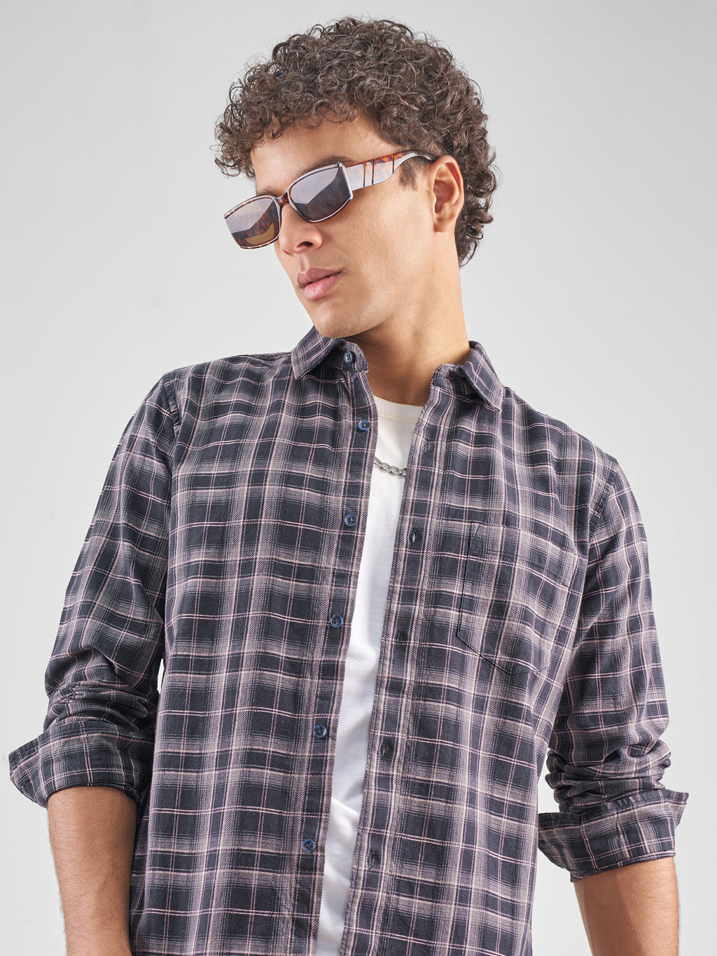 Highlander Men Black Checked Slim Fit Casual Shirt - Black - Image 1