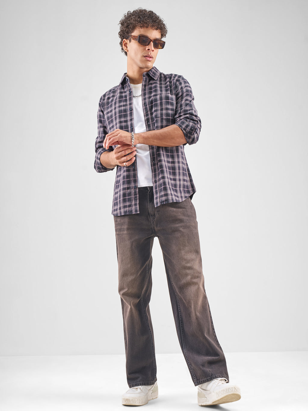 Highlander Men Black Checked Slim Fit Casual Shirt - Black - Image 2