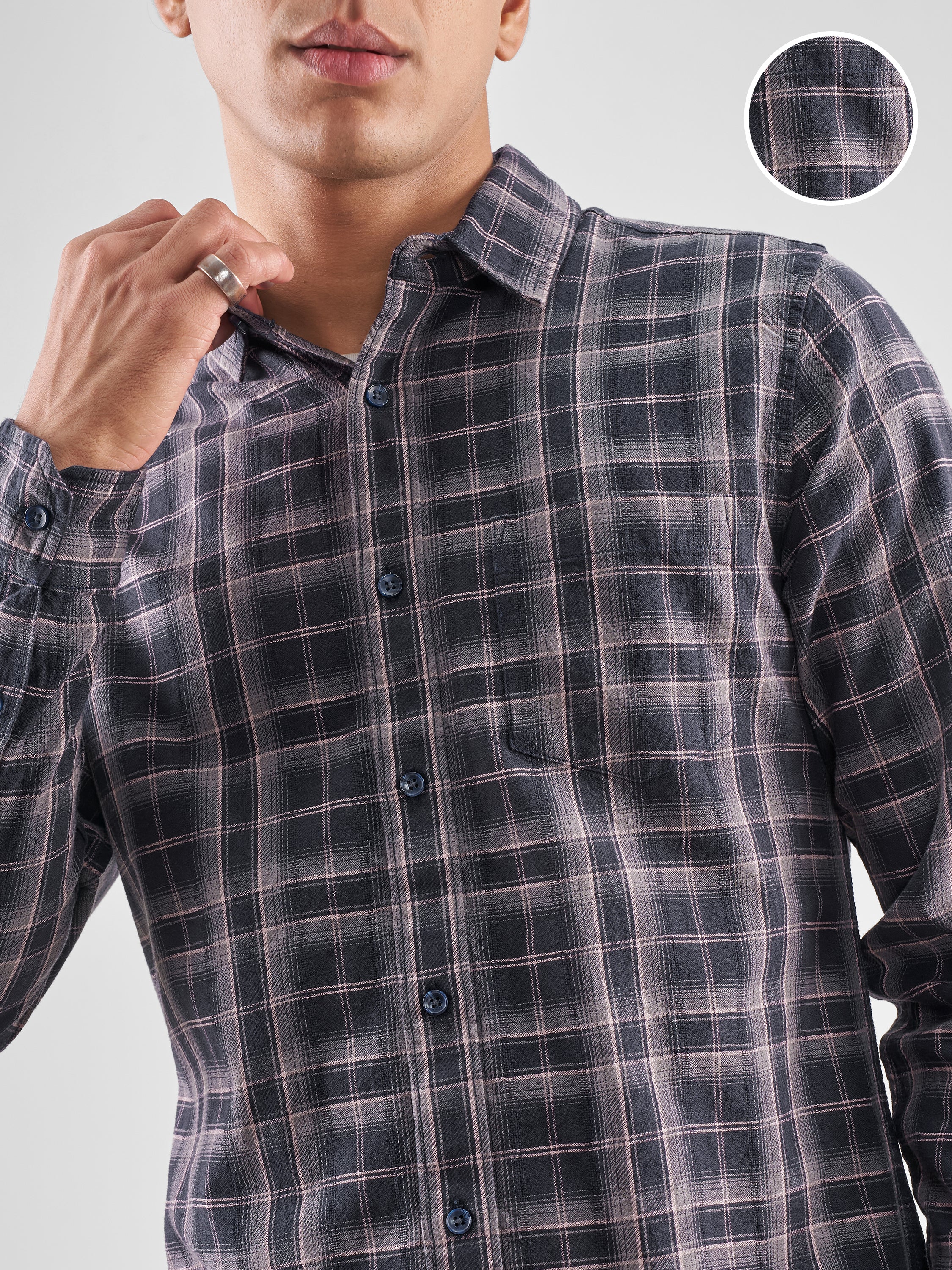 Highlander Men Black Checked Slim Fit Casual Shirt - Black - Image 5