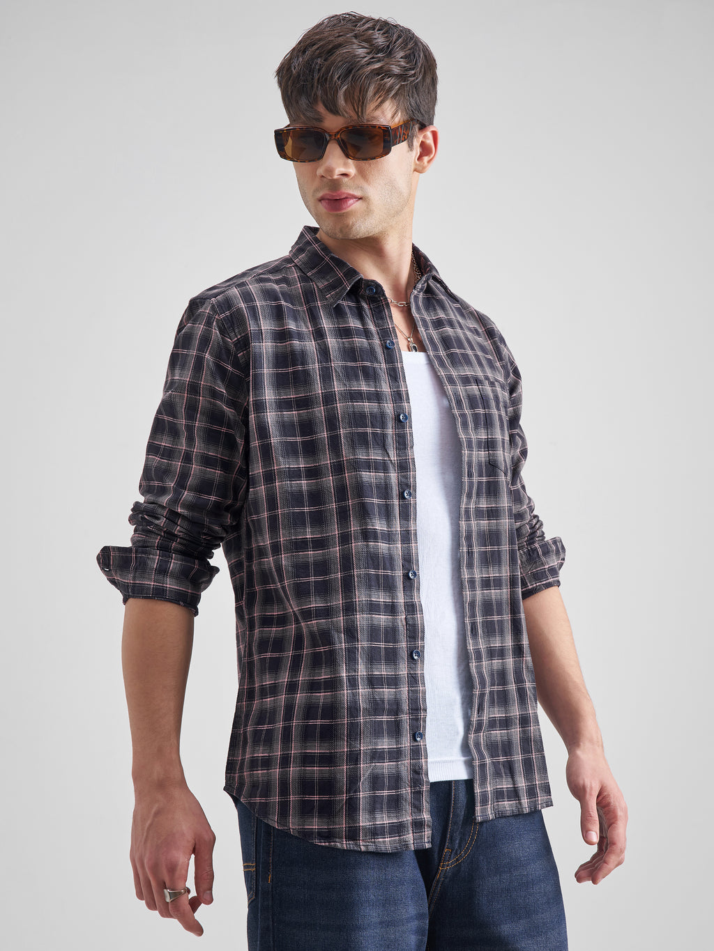 Highlander Men Pink Checked Slim Fit Casual Shirt - Pink - Image 6