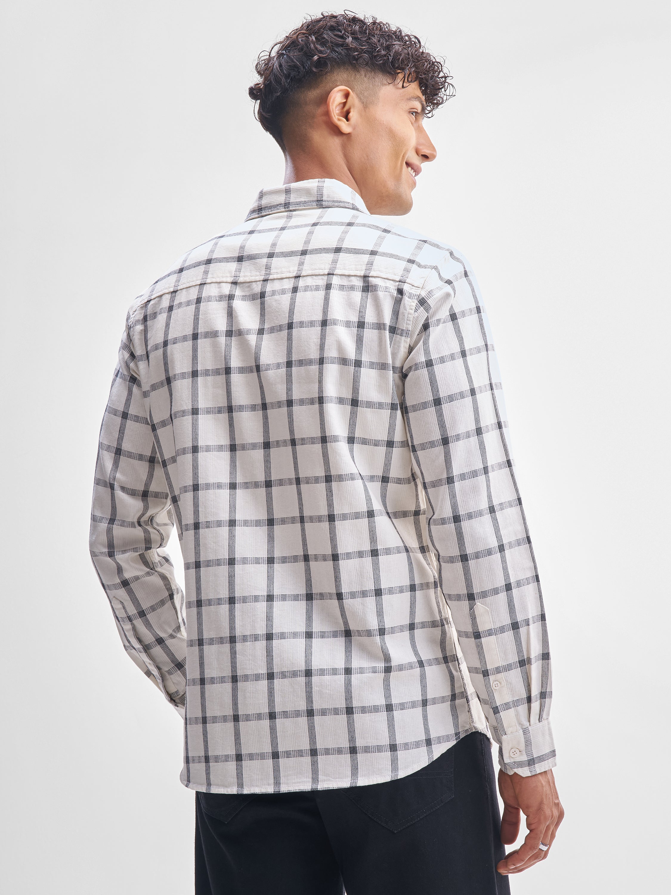 Highlander Men Cream Checked Slim Fit Casual Shirt - Cream - Image 3