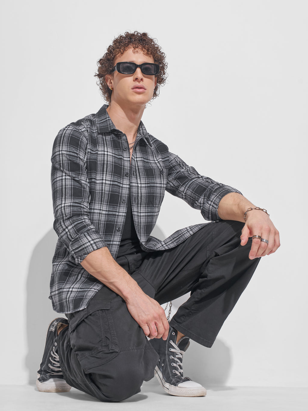 Highlander Men Black Checked Slim Fit Casual Shirt - Black - Image 2