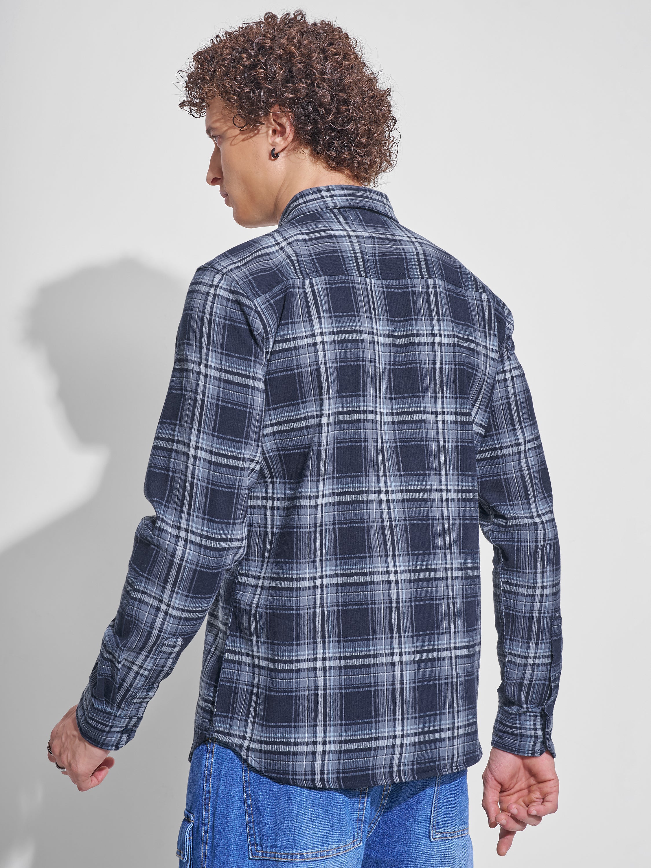 Highlander Men Navy Blue Checked Slim Fit Casual Shirt - Navy Blue - Image 3
