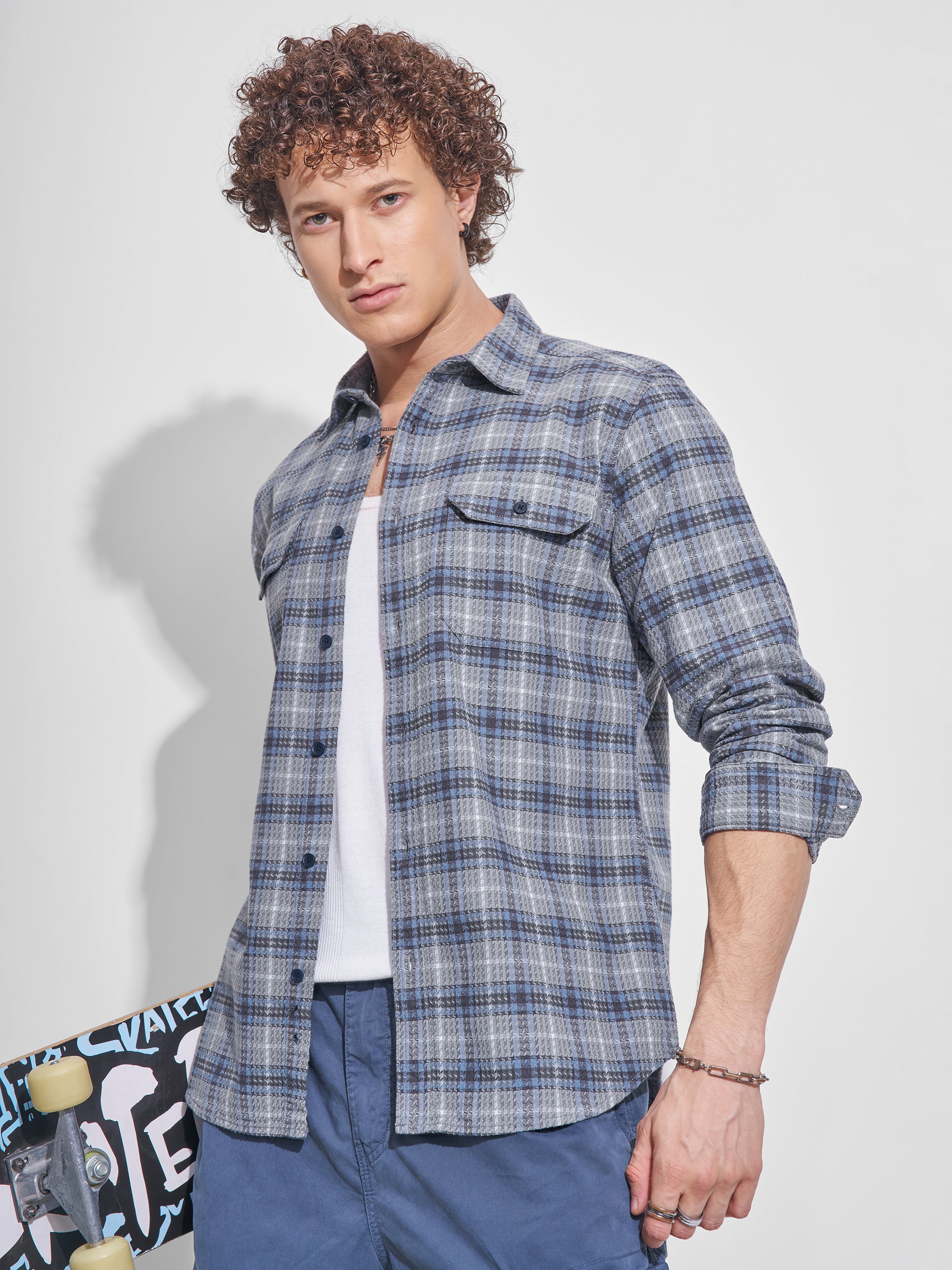Highlander Men Grey Checked Slim Fit Casual Shirt - Grey - Image 1