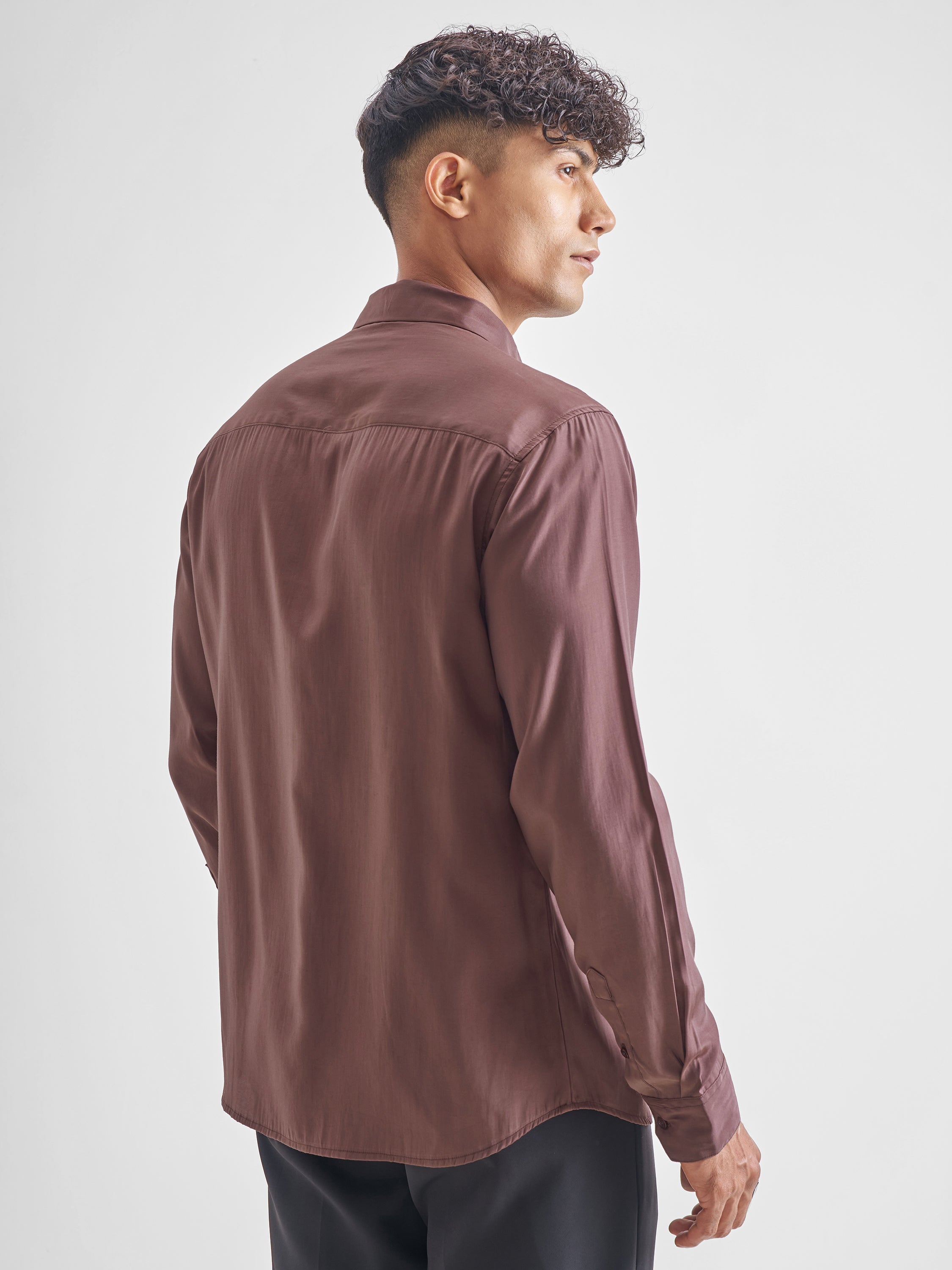 Highlander Men Burgundy Solid Relaxed Fit Casual Shirt - Burgundy - Image 3