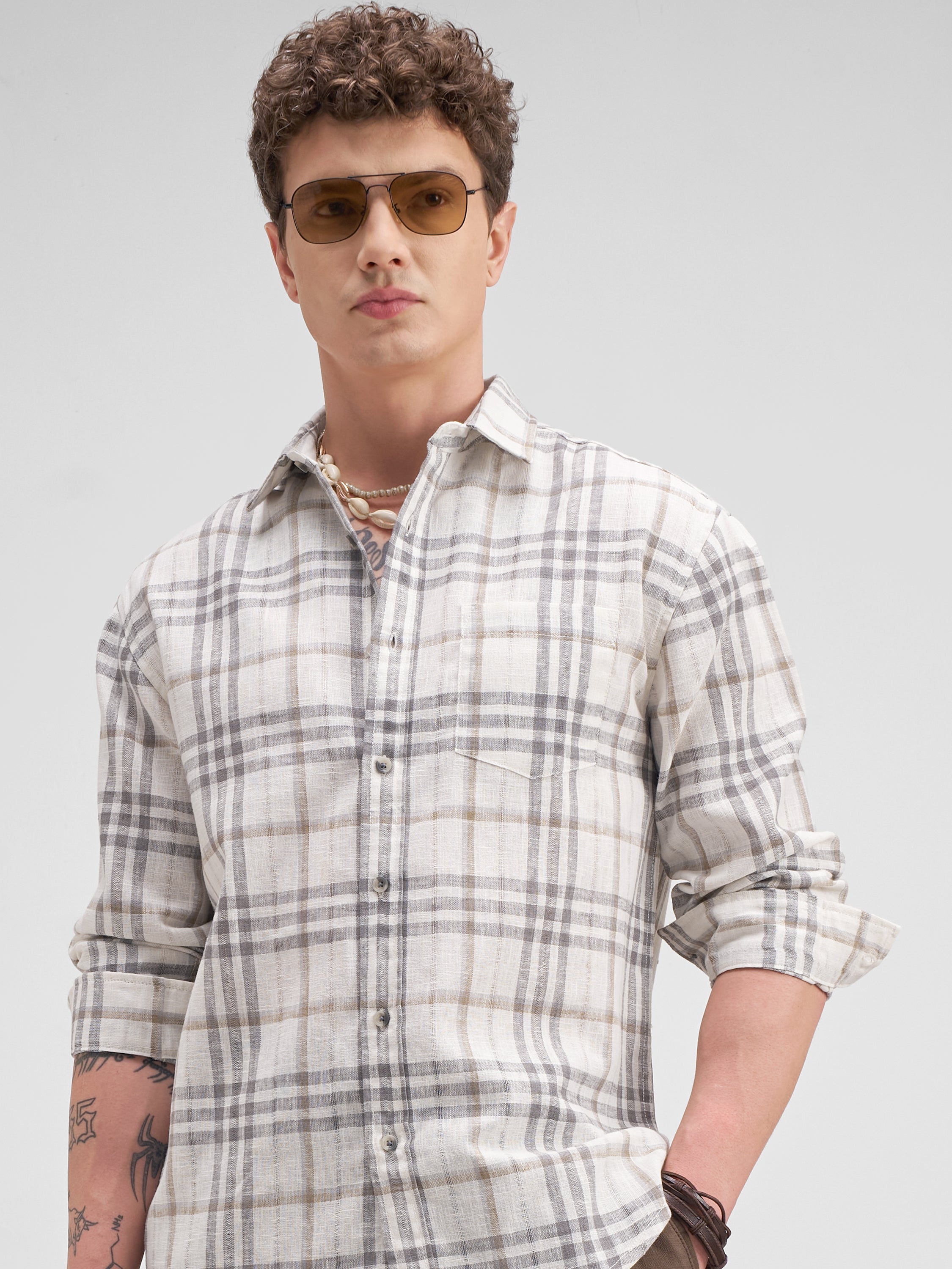 Highlander Men Grey Checked Regular Fit Casual Shirt - Grey - Image 1