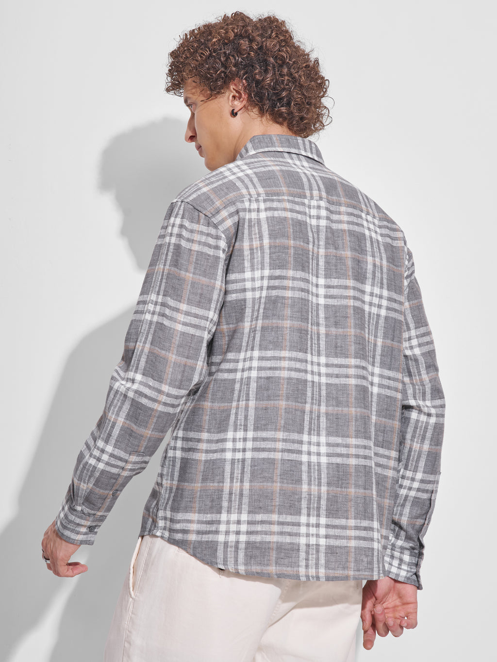 Highlander Men Cream Checked Relaxed Fit Casual Shirt - Cream - Image 3