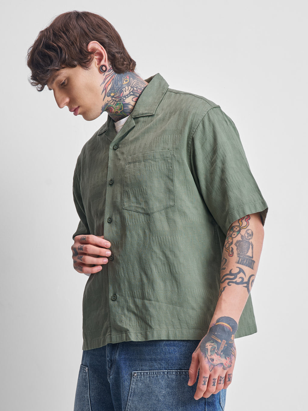 Highlander Men Green Self Design Boxy Fit Casual Shirt - Green - Image 4