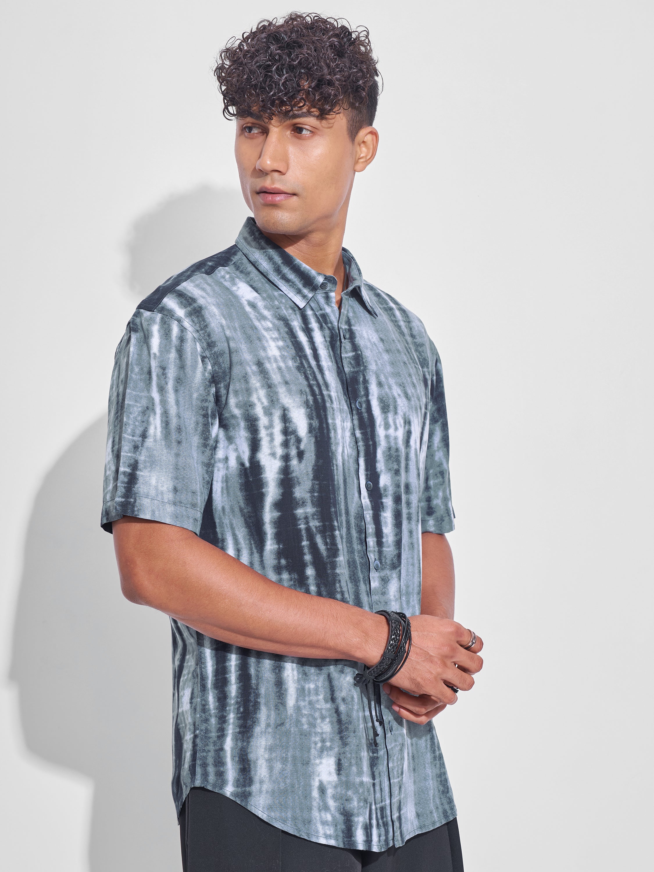 Highlander Men Grey Printed Oversized Fit Casual Shirt - Grey - Image 6