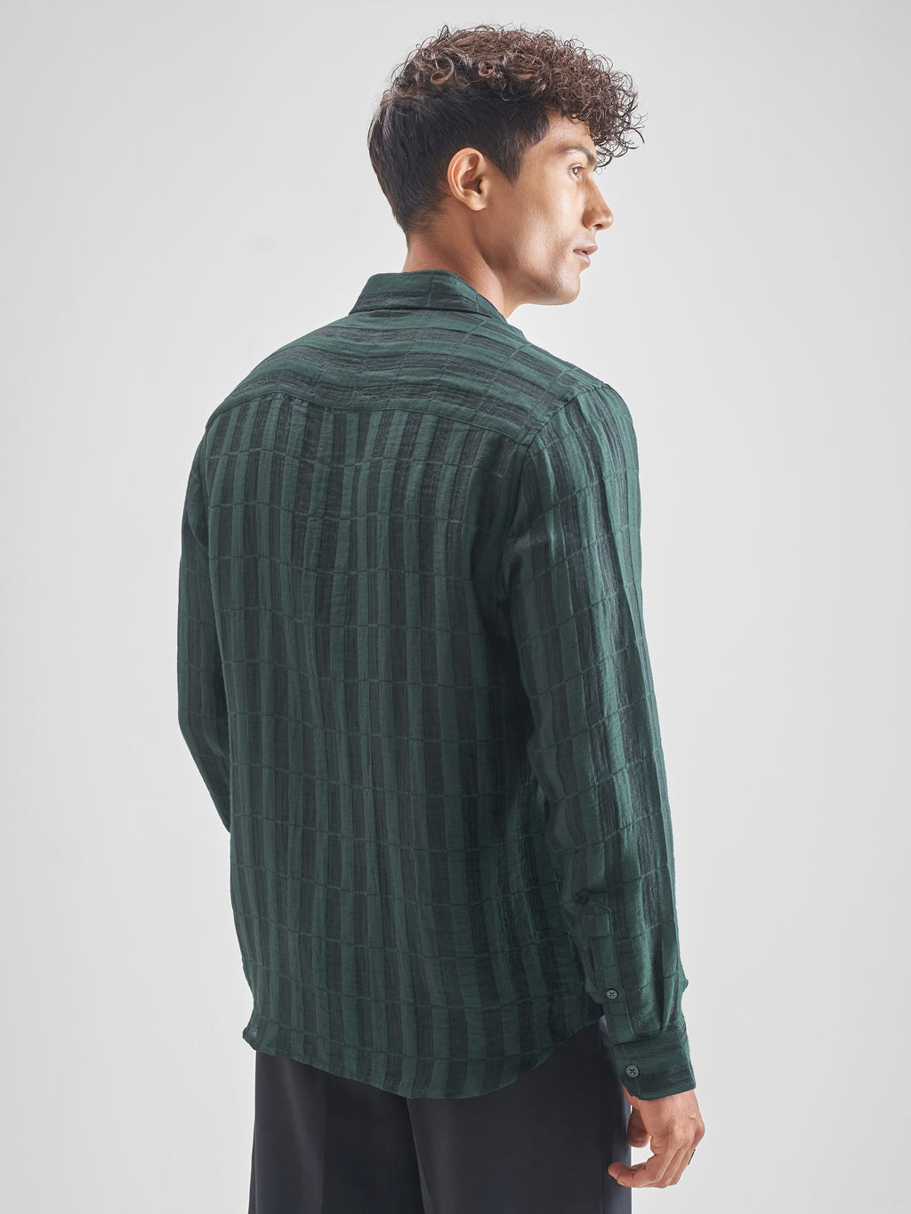 Highlander Men Green Self Design Relaxed Fit Casual Shirt - Green - Image 3