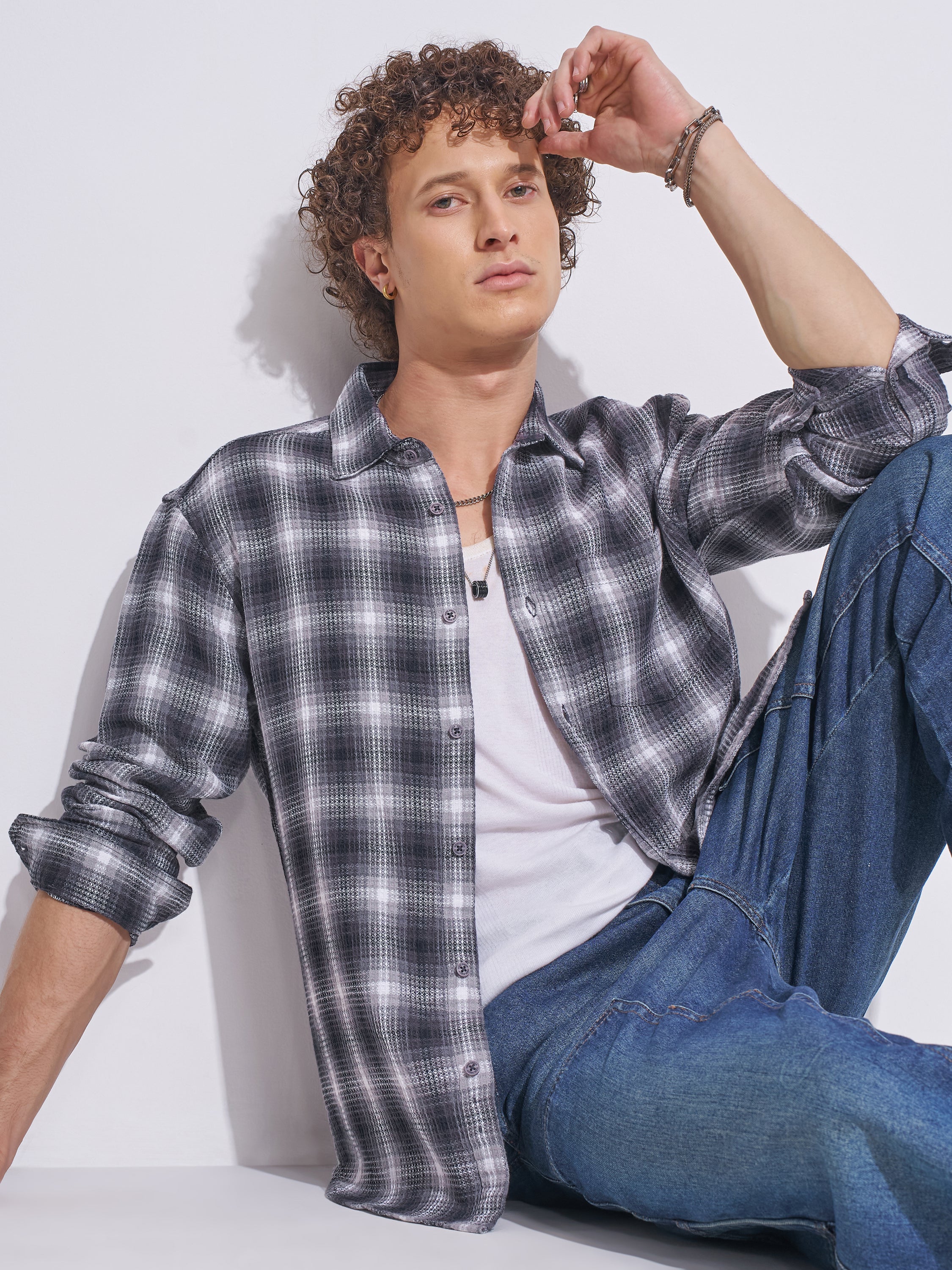 Highlander Men Grey Checked Relaxed Fit Casual Shirt - Grey - Image 1