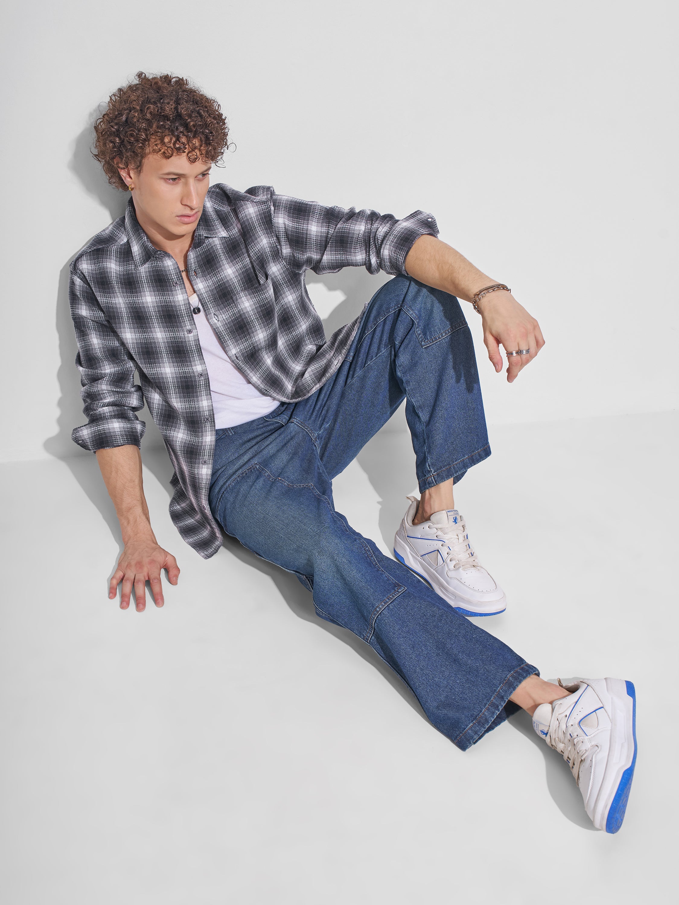 Highlander Men Grey Checked Relaxed Fit Casual Shirt - Grey - Image 2