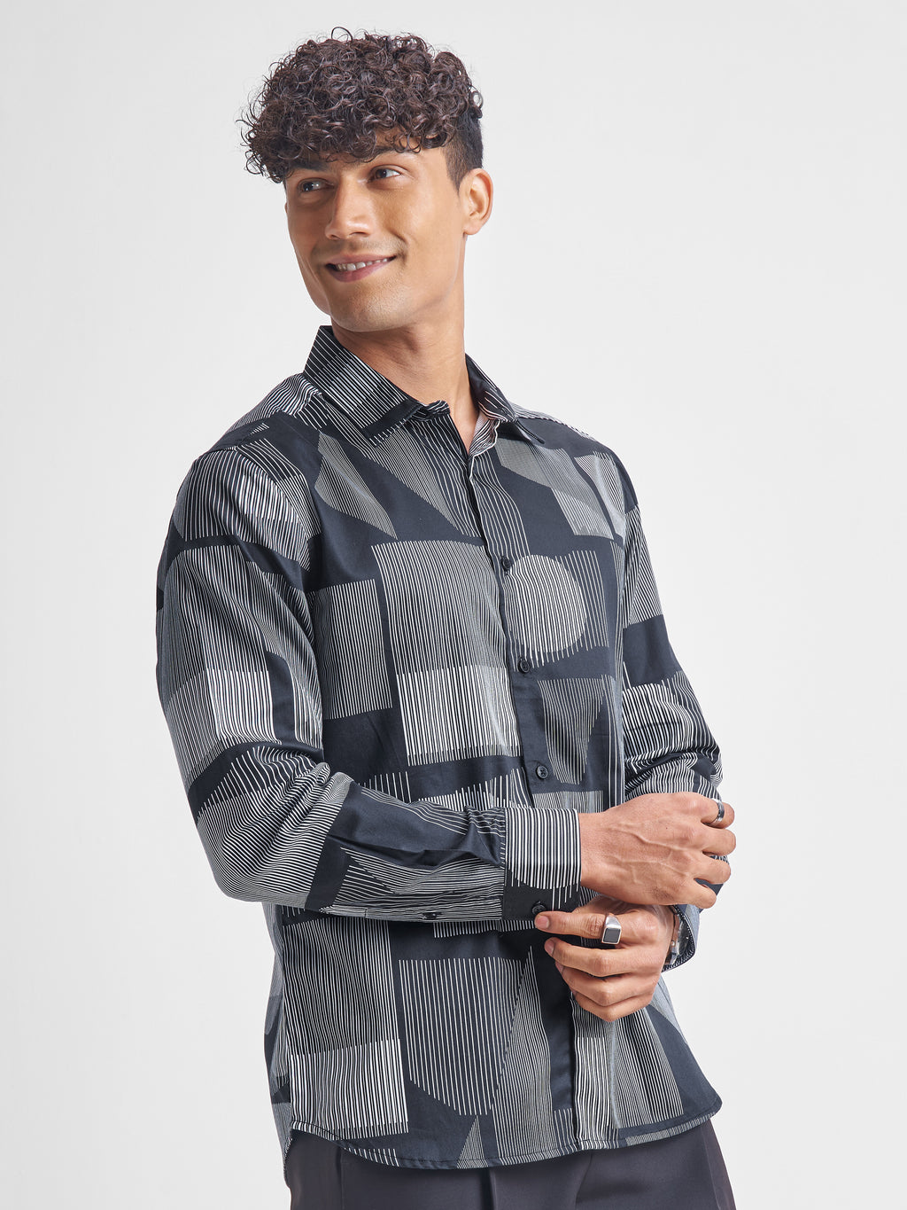 Highlander Men Navy Blue Printed Slim Fit Casual Shirt - Navy Blue - Image 6