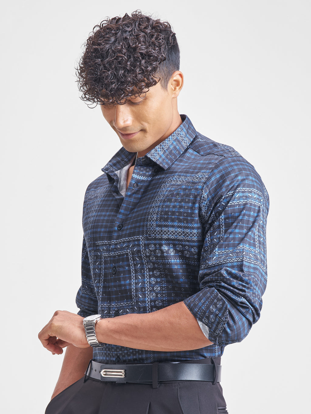 Highlander Men Navy Blue Printed Slim Fit Casual Shirt - Navy Blue - Image 4