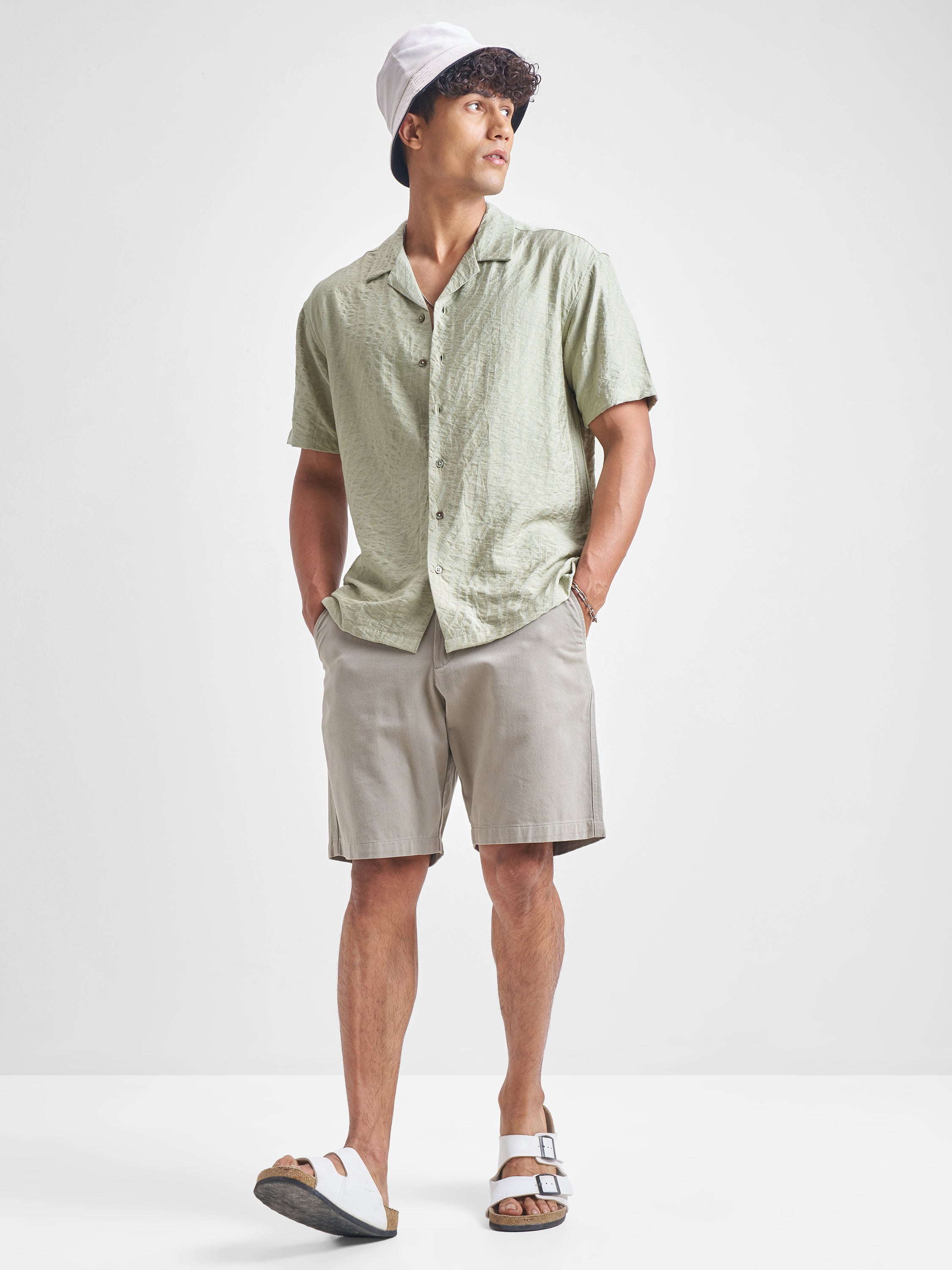 Highlander Men Green Self Design Relaxed Fit Casual Shirt - Green - Image 2