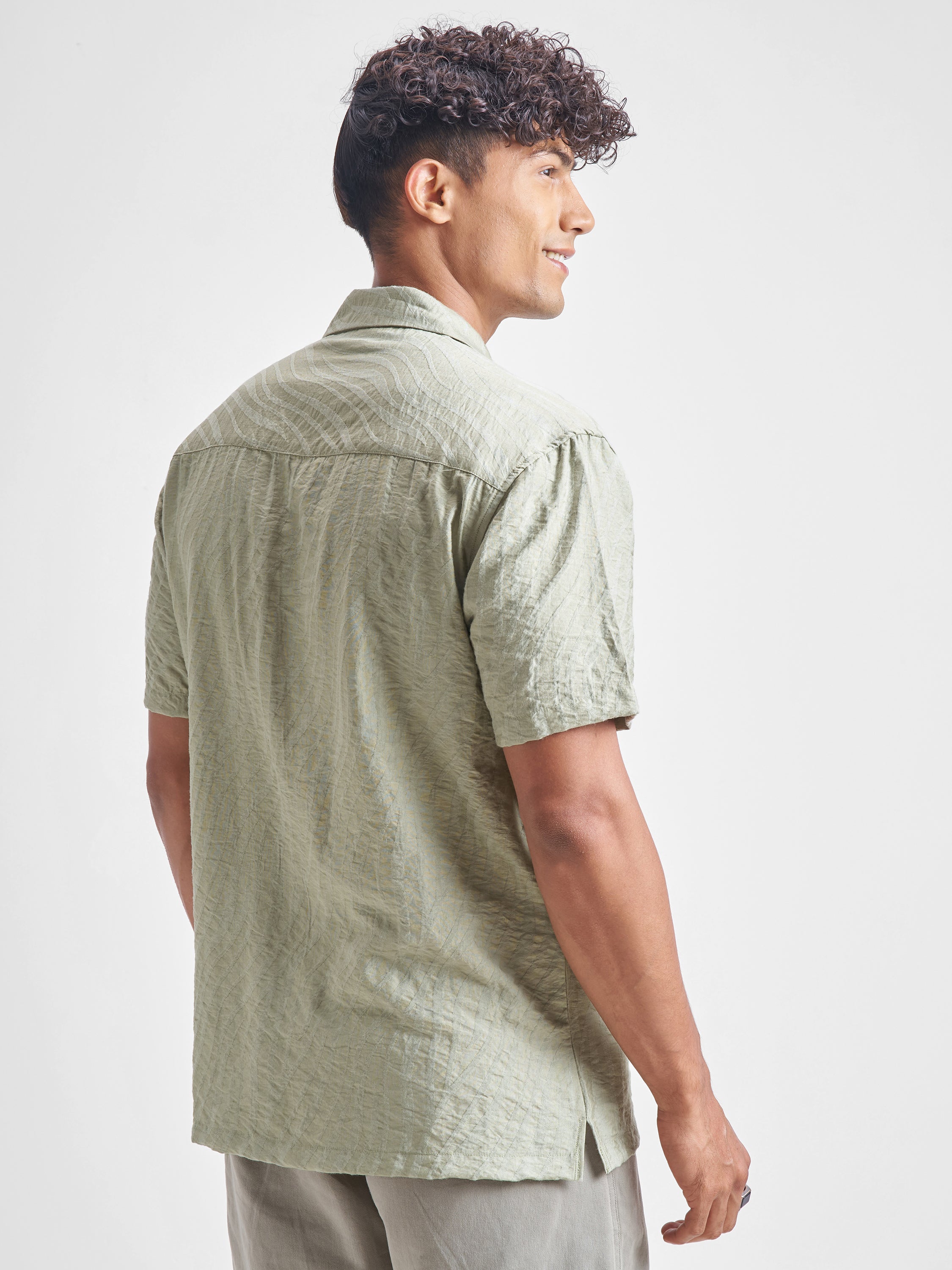 Highlander Men Green Self Design Relaxed Fit Casual Shirt - Green - Image 3