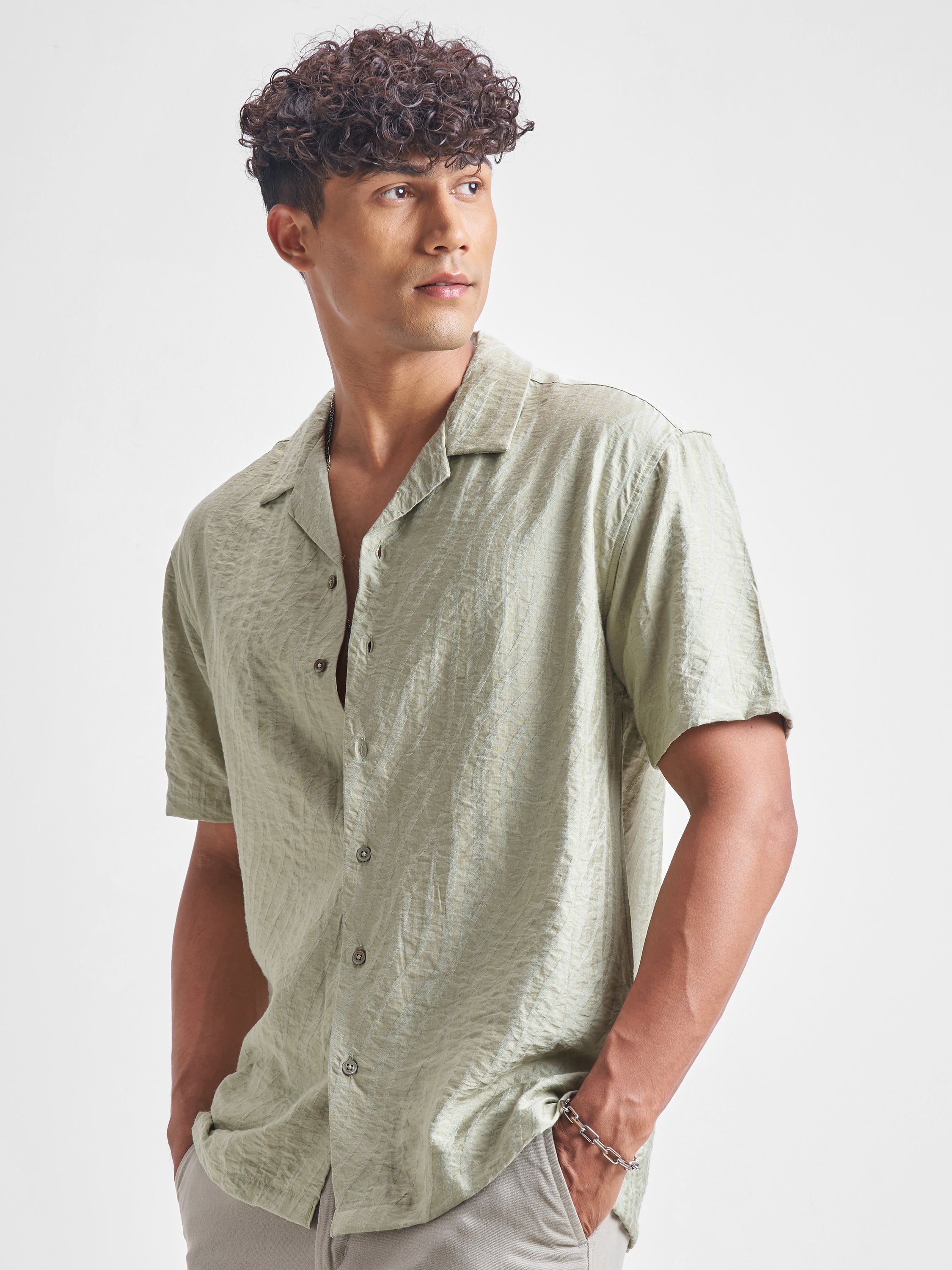 Highlander Men Green Self Design Relaxed Fit Casual Shirt - Green - Image 4