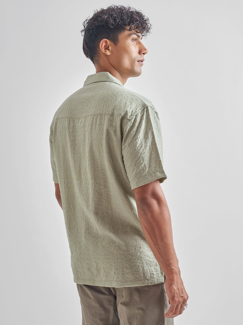 Highlander Men Green Self Design Relaxed Fit Casual Shirt - Green - Image 3