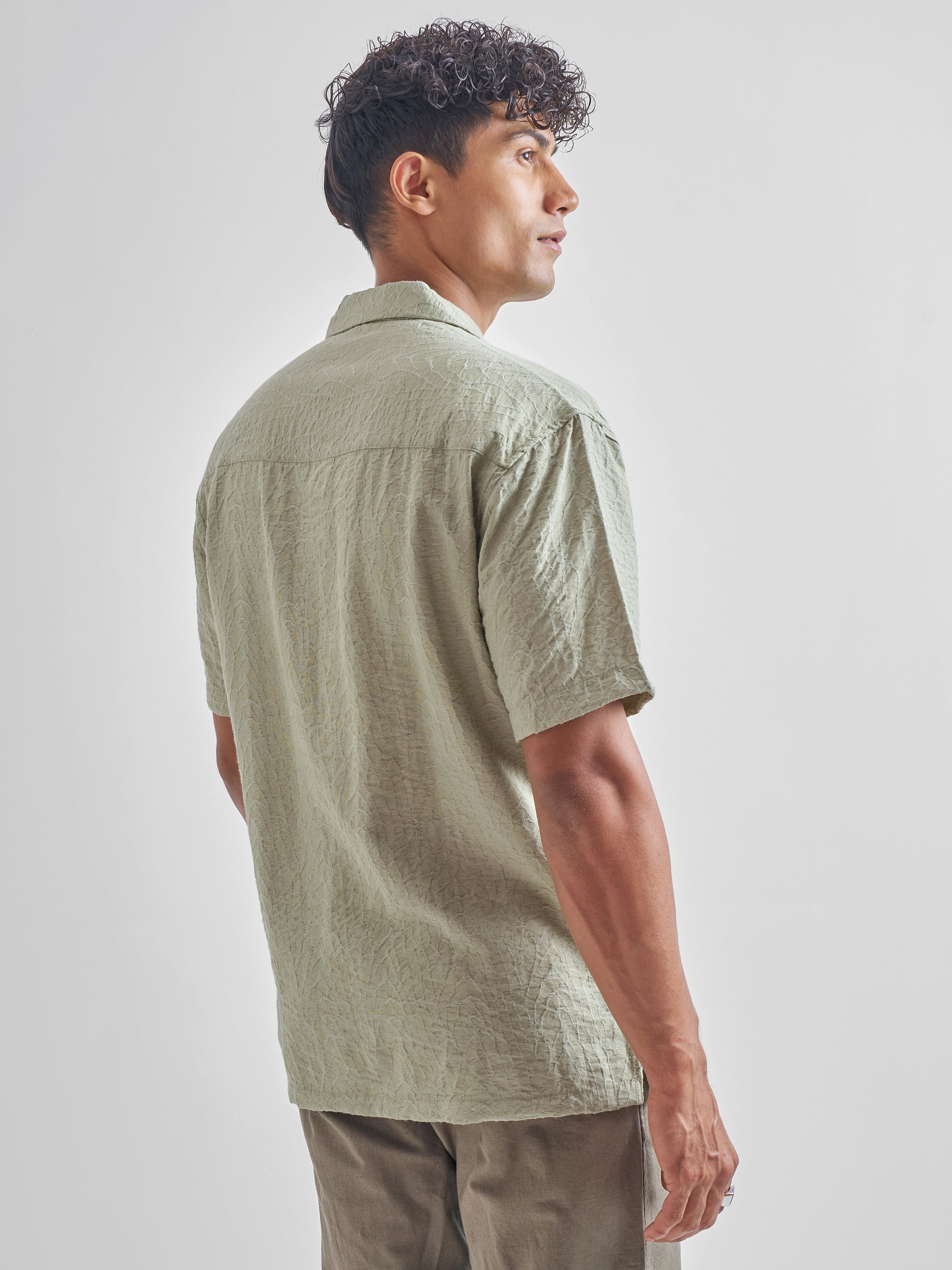 Highlander Men Green Self Design Relaxed Fit Casual Shirt - Green - Image 3