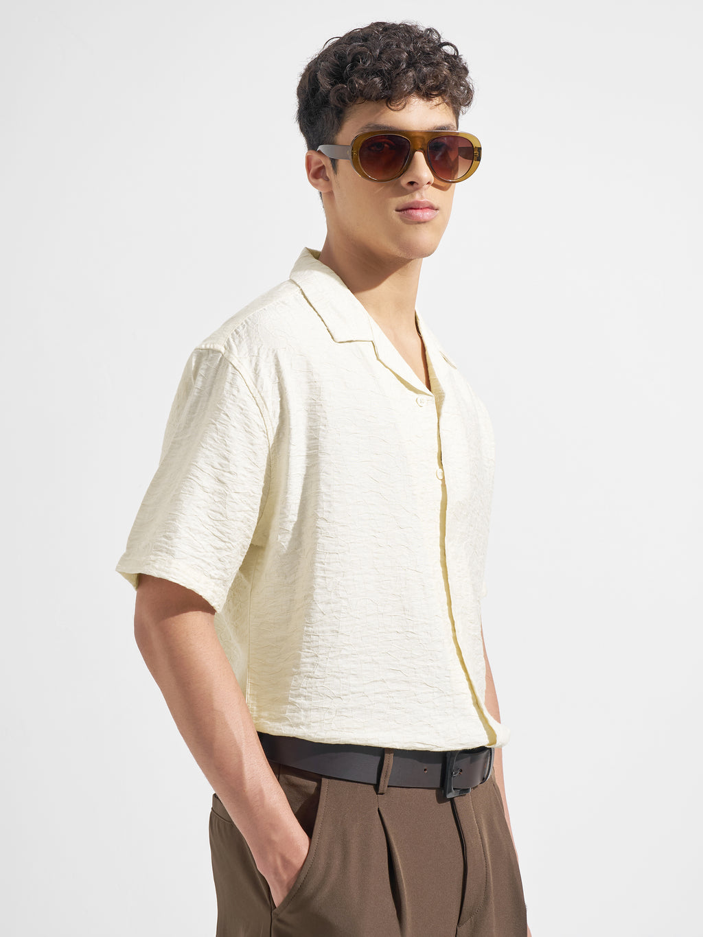 Highlander Men Cream Self Design Relaxed Fit Casual Shirt