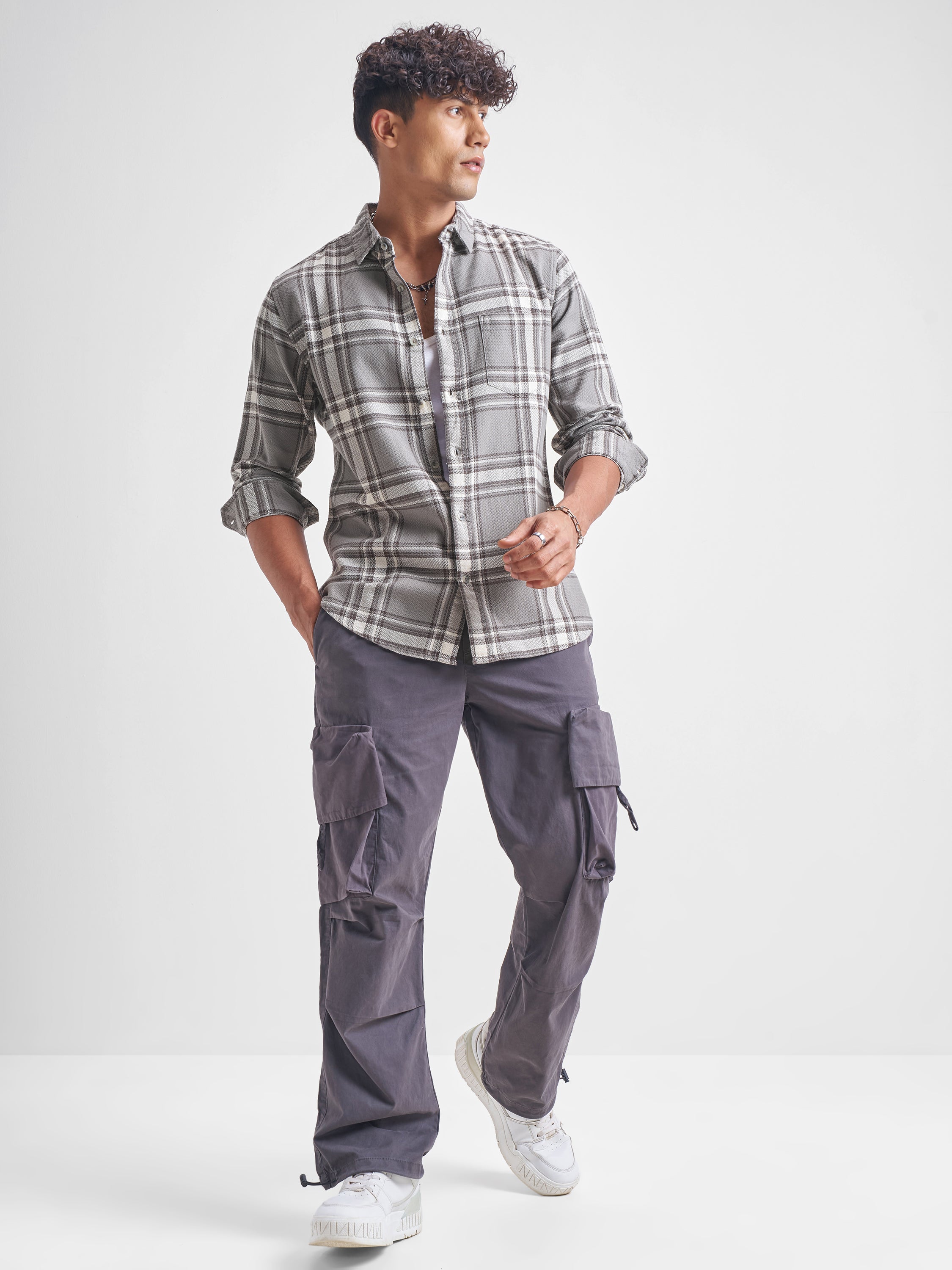Highlander Men Grey Checked Slim Fit Casual Shirt - Grey - Image 2