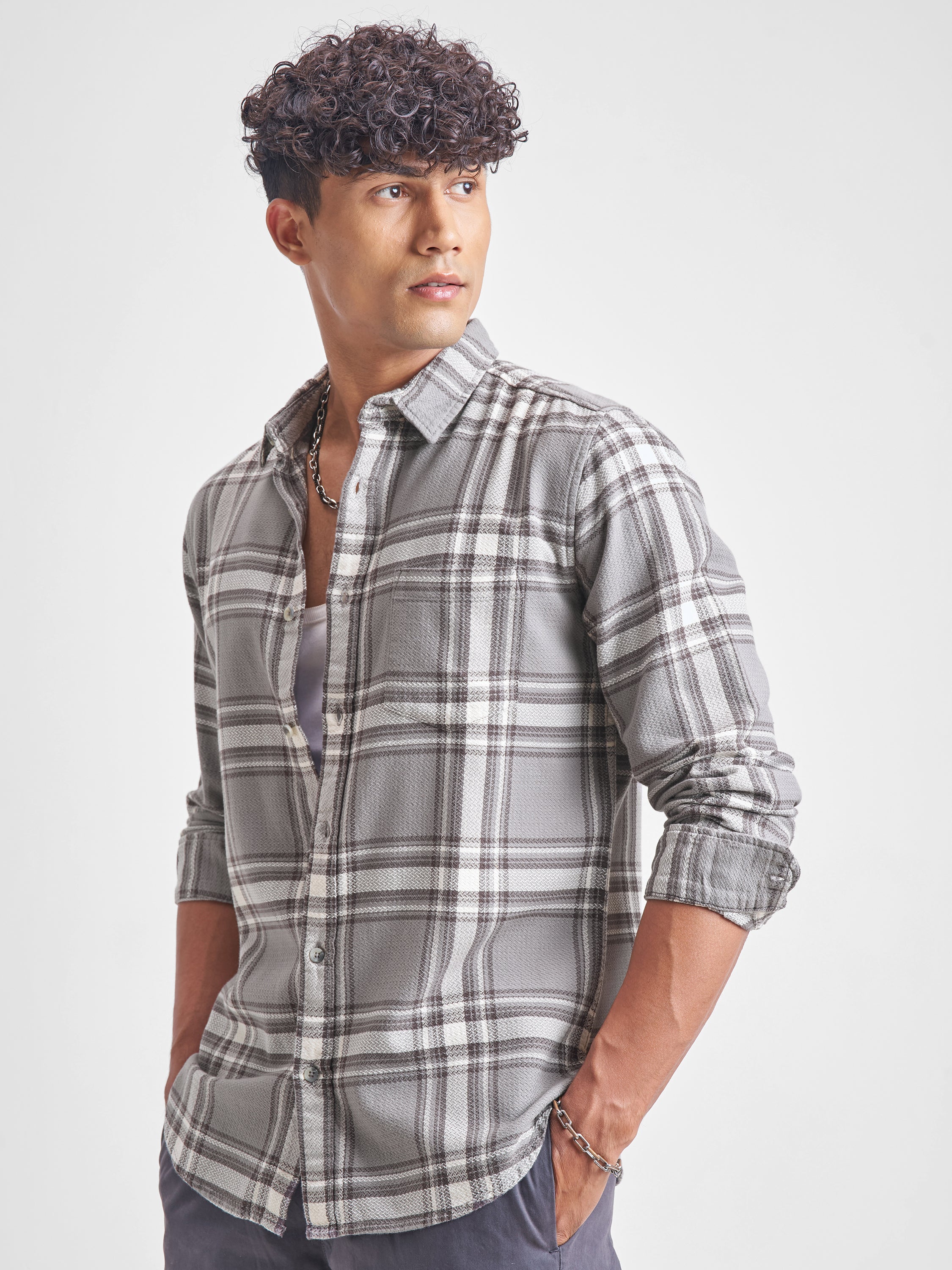 Highlander Men Grey Checked Slim Fit Casual Shirt - Grey - Image 4