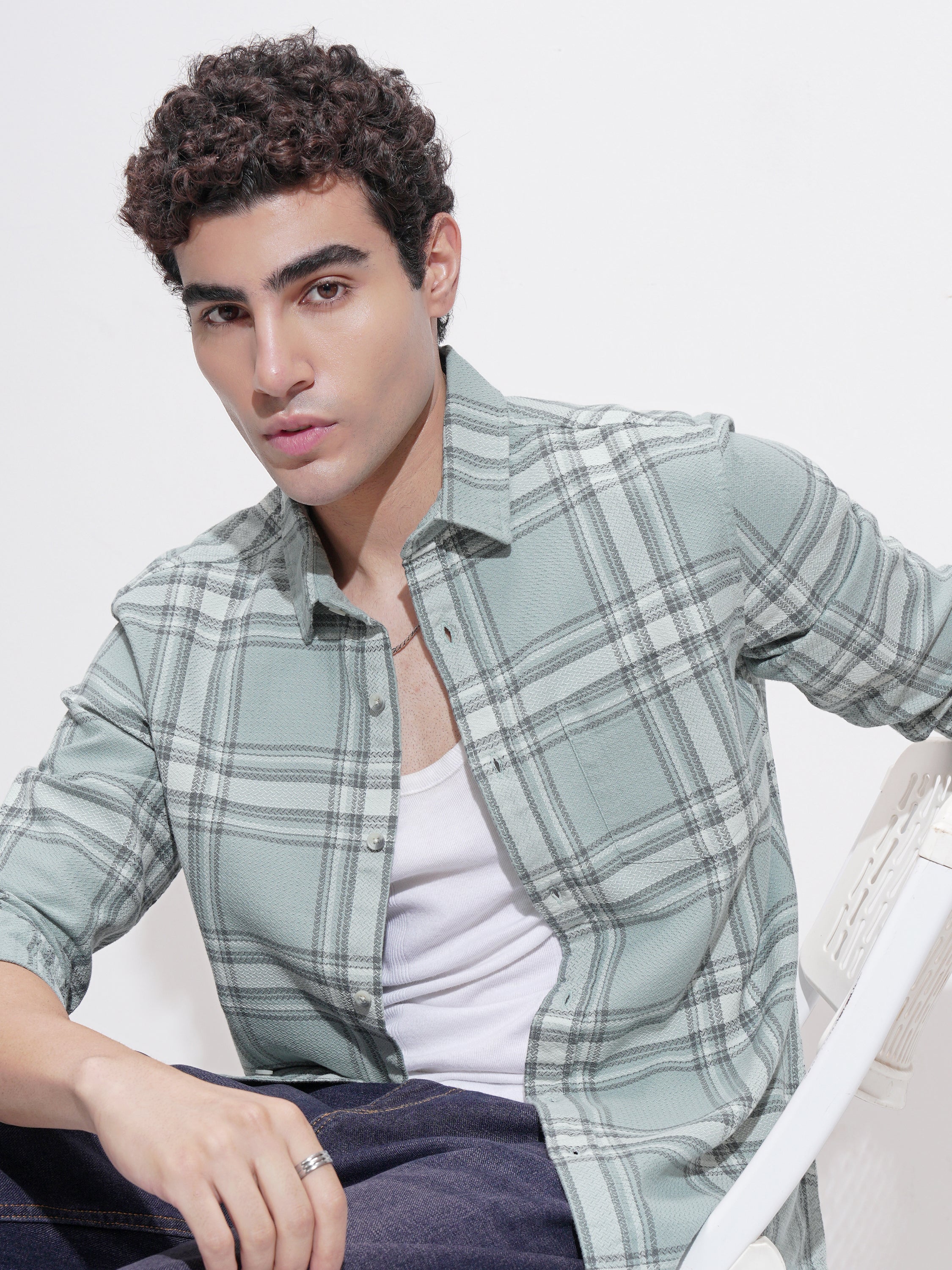 Highlander Men Green Checked Slim Fit Casual Shirt - Green - Image 1