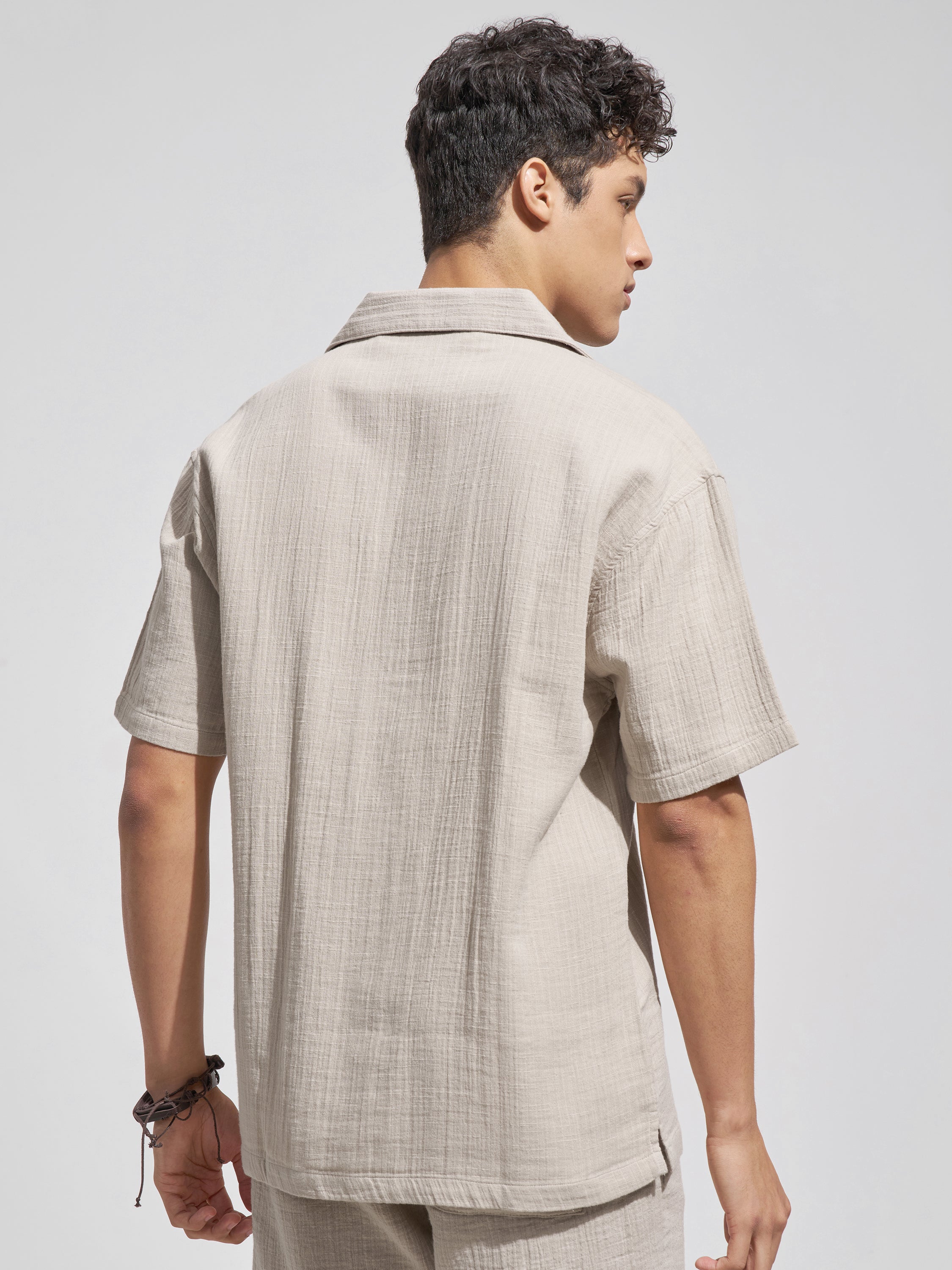 Highlander Men Grey Self Design Relaxed Fit Casual Shirt