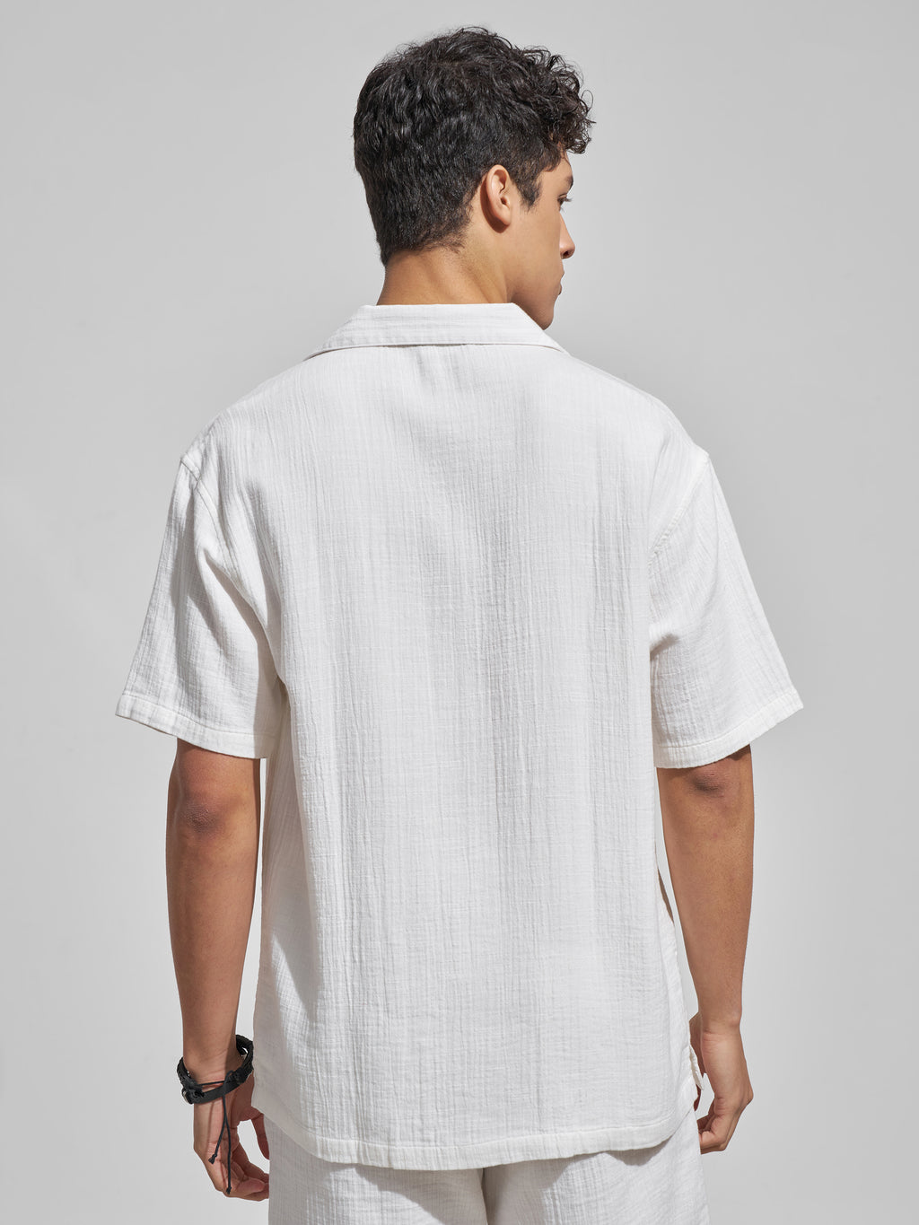 Highlander Men White Self Design Relaxed Fit Casual Shirt