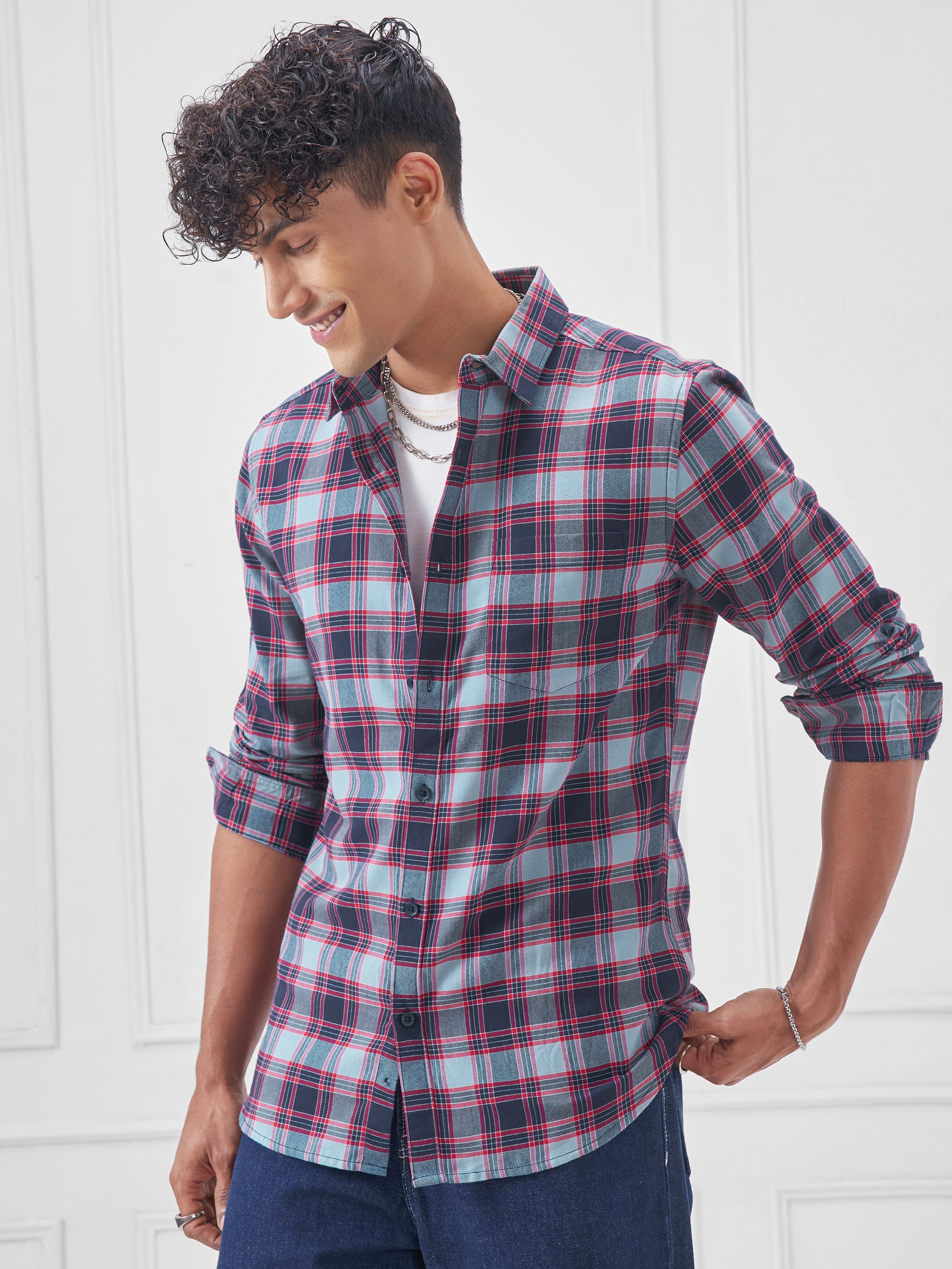 Highlander Men Navy Blue Checked Slim Fit Casual Shirt - Navy Blue - Image 4