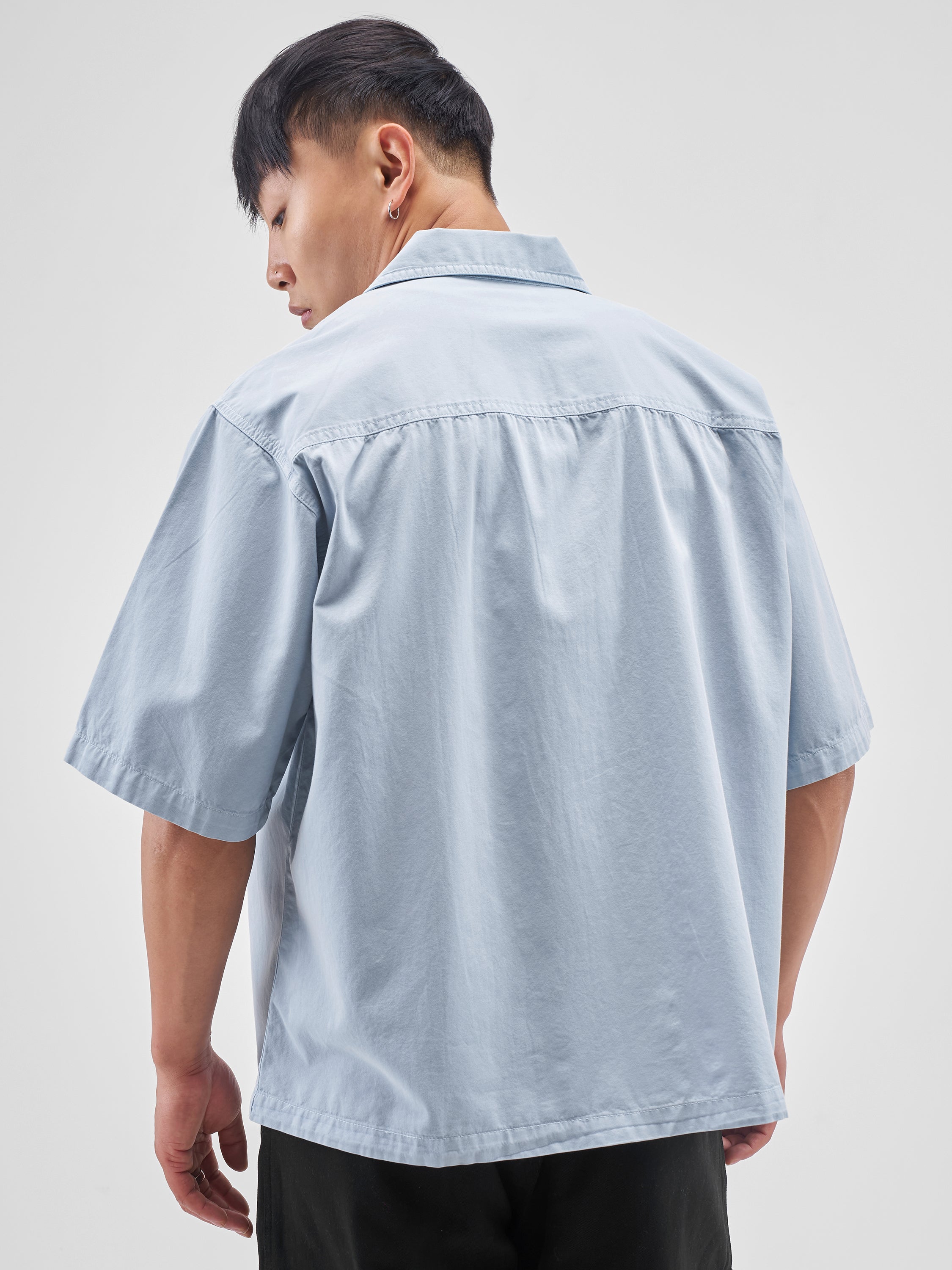 Highlander Men Blue Solid Boxy Fit Casual Shirt - Blue - Image 3
