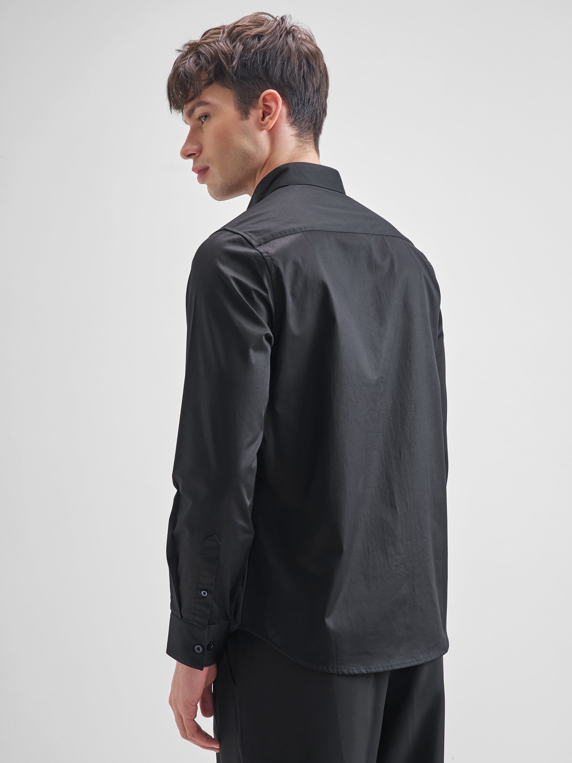 Highlander Men Black Solid Slim Fit Casual Shirt - Black - Image 3