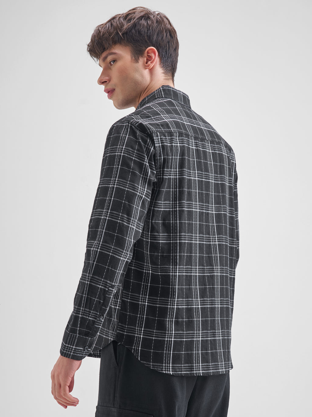 Highlander Men Black Checked Relaxed Fit Casual Shirt - Black - Image 3
