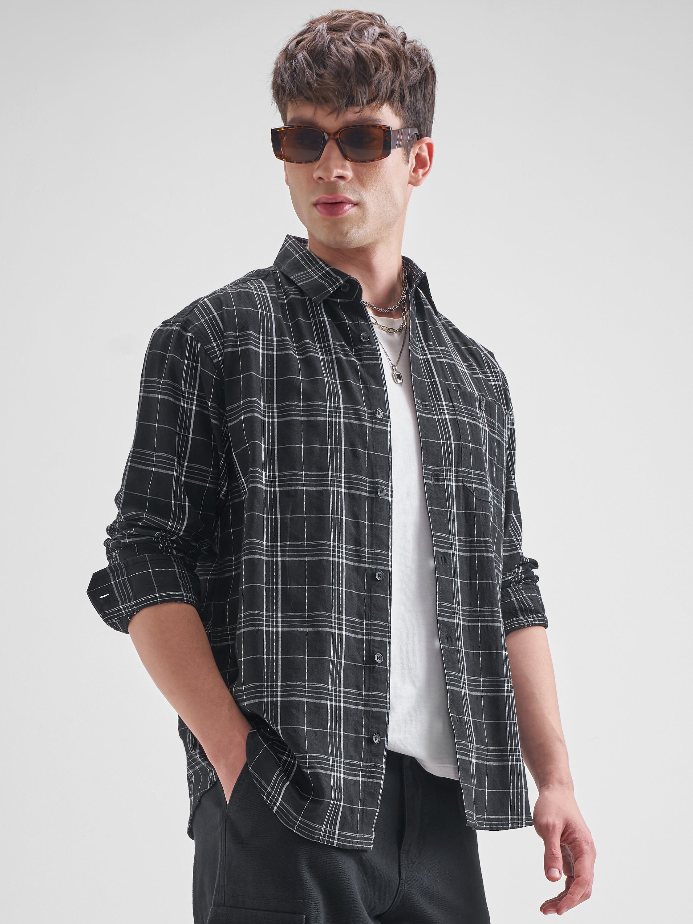Highlander Men Black Checked Relaxed Fit Casual Shirt - Black - Image 6