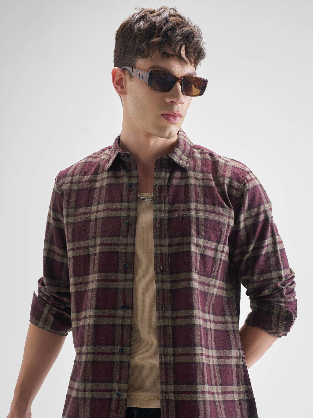 Highlander Men Maroon Checked Slim Fit Casual Shirt - Maroon - Image 1