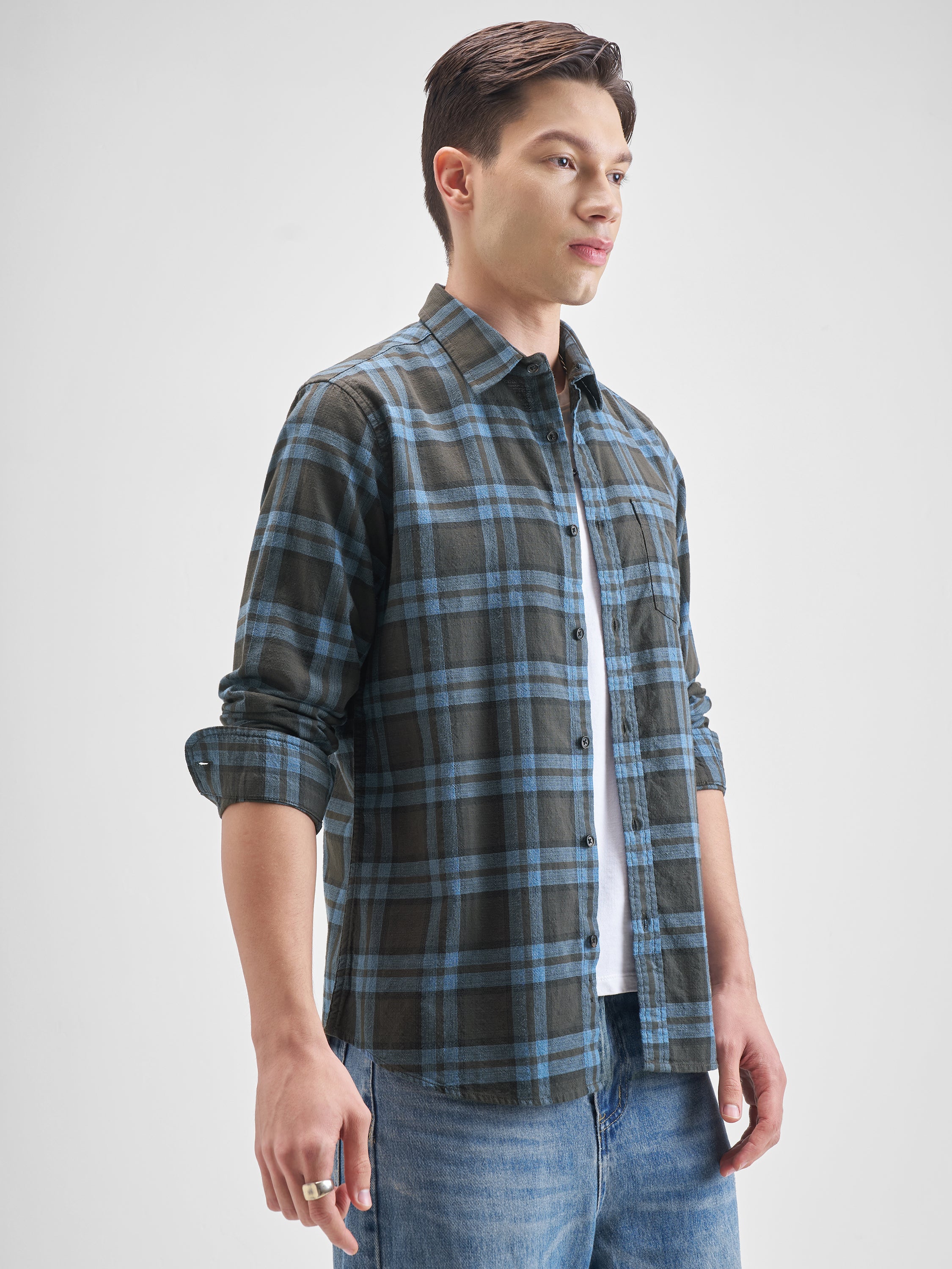 Highlander Men Blue Checked Slim Fit Casual Shirt - Blue - Image 6