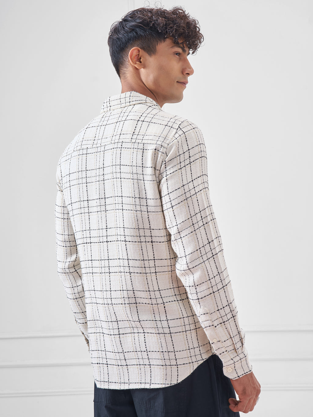 Highlander Men Cream Checked Relaxed Fit Casual Shirt - Cream - Image 3