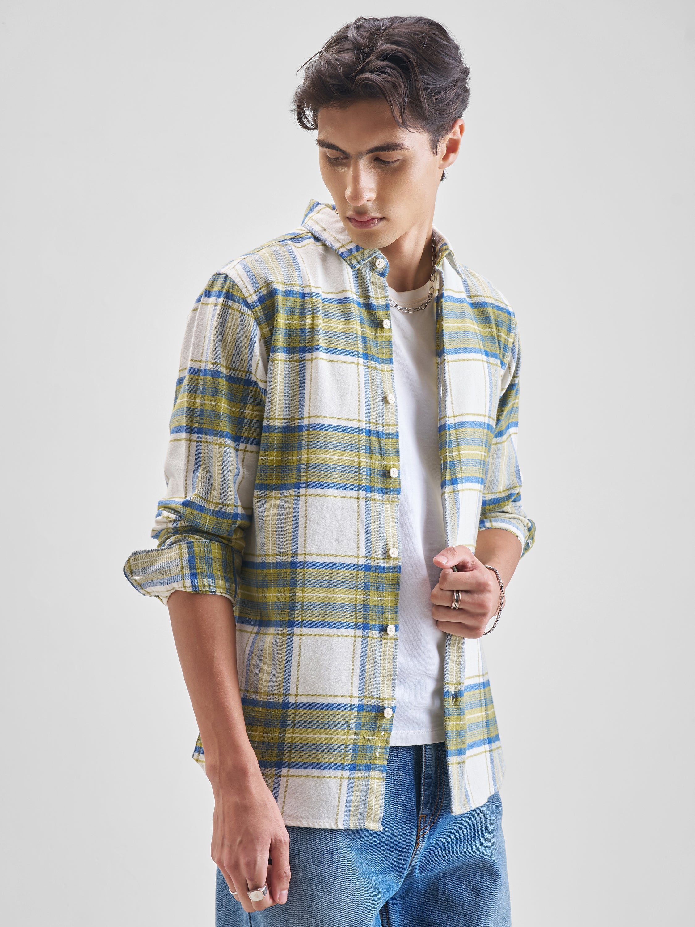 Highlander Men Cream Checked Slim Fit Casual Shirt - Cream - Image 6