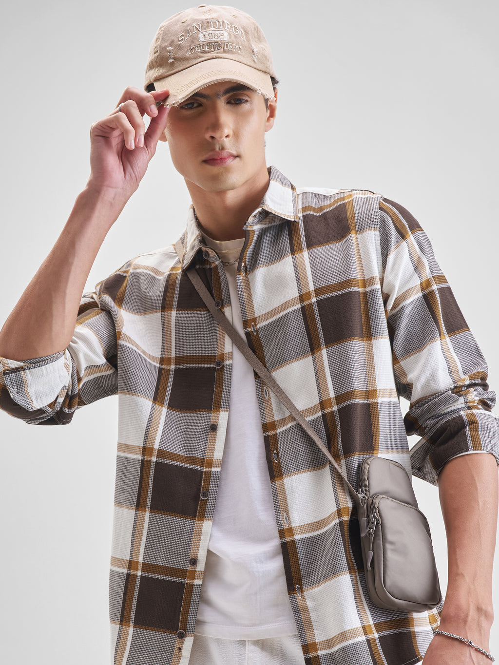 Highlander Men Cream Checked Slim Fit Casual Shirt - Cream - Image 1