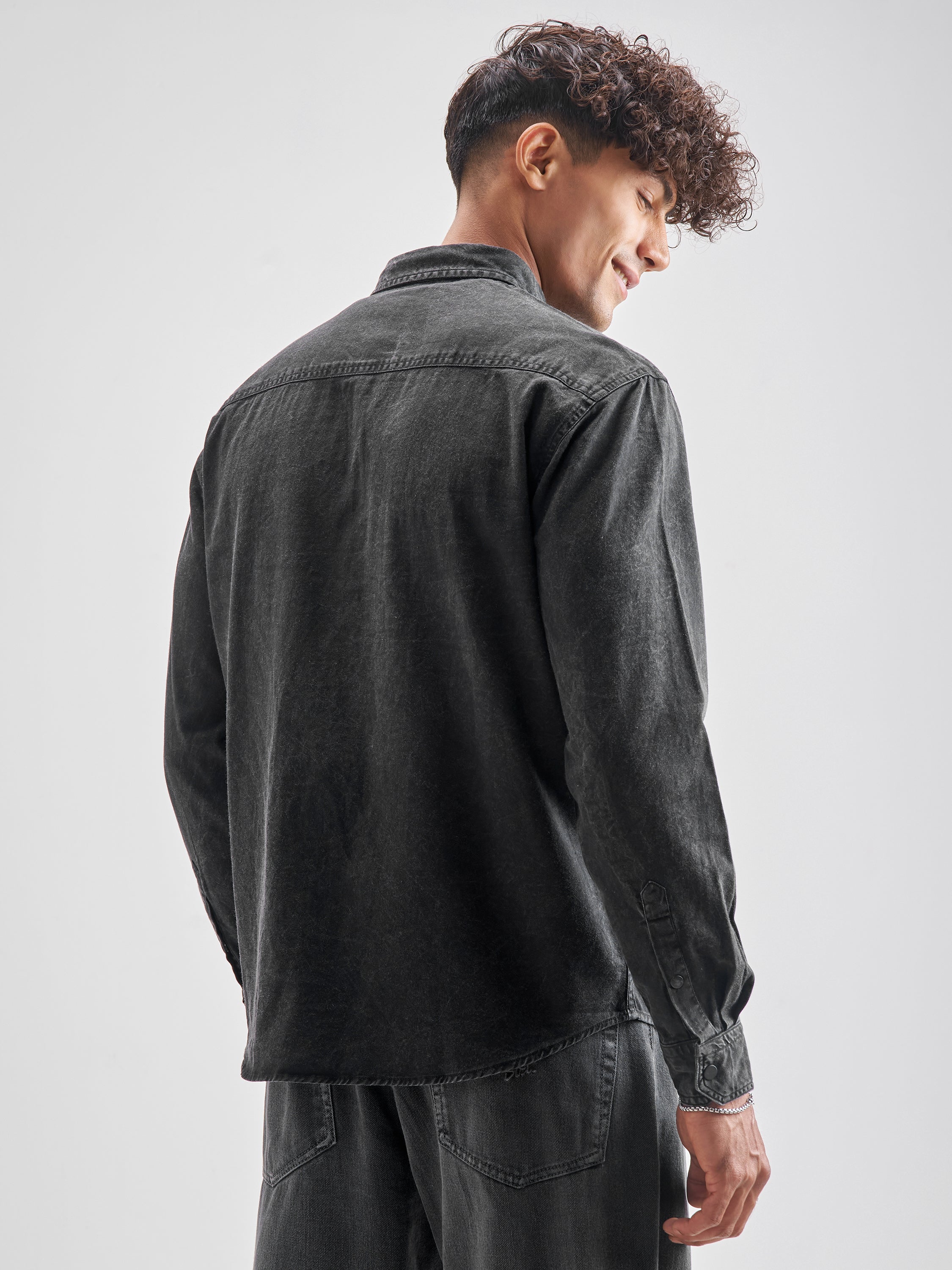 Highlander Men Black Black Solid Relaxed Fit Casual Shirt - Black - Image 3