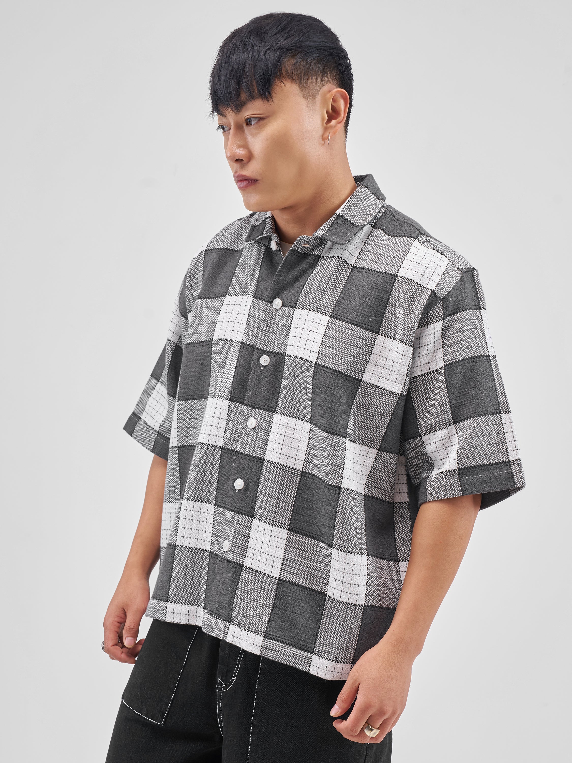 Highlander Men Grey Checked Boxy Fit Casual Shirt - Grey - Image 4