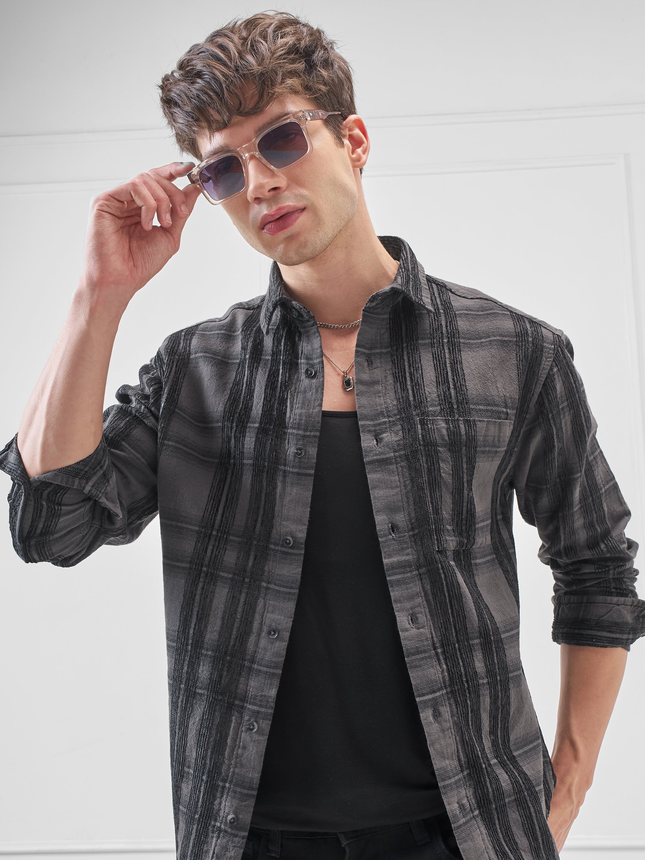 Highlander Men Grey Checked Relaxed Fit Casual Shirt - Grey - Image 1